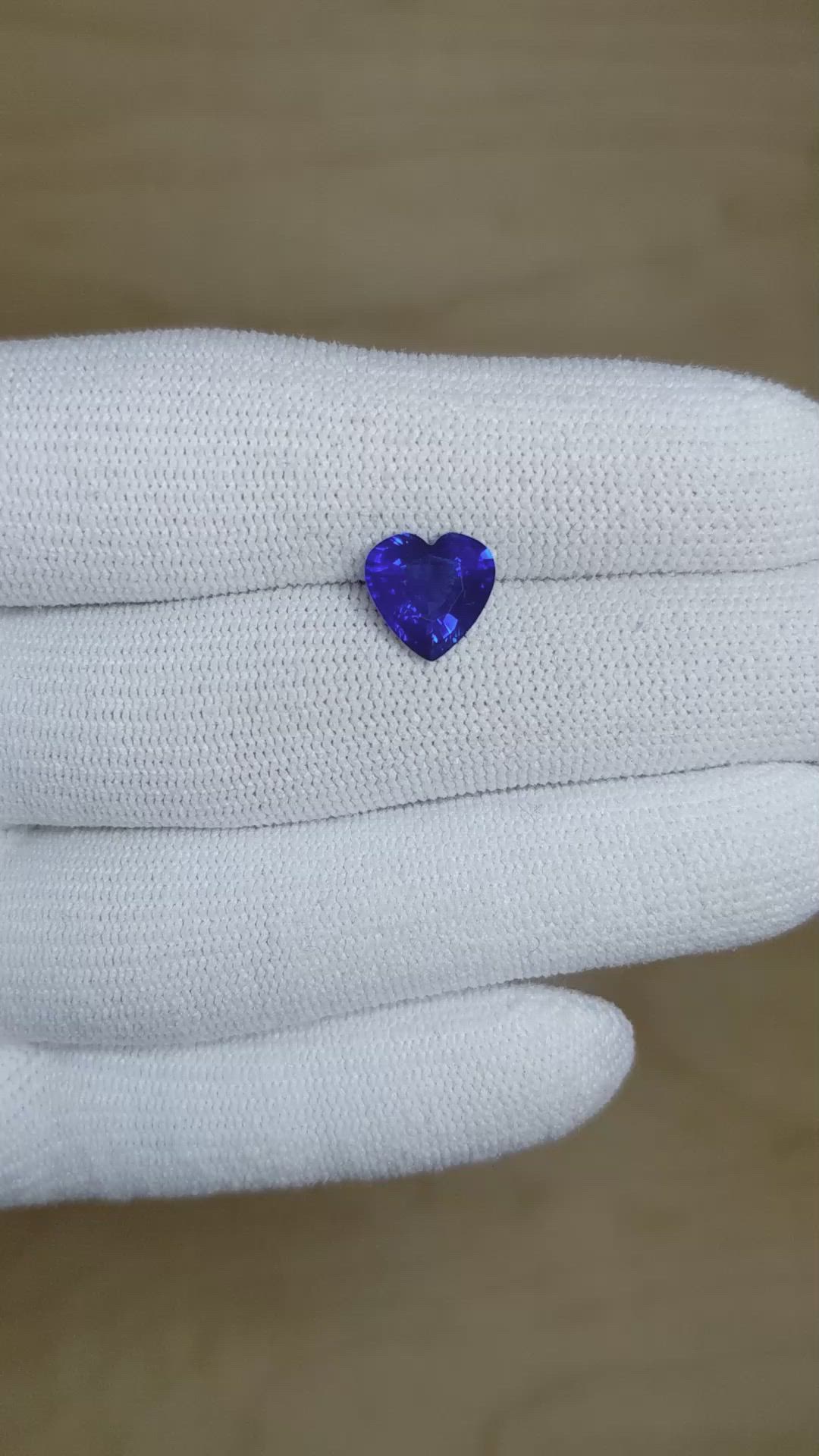 2.71 Ct. Blue Sapphire from Ceylon (Sri Lanka) Size Video