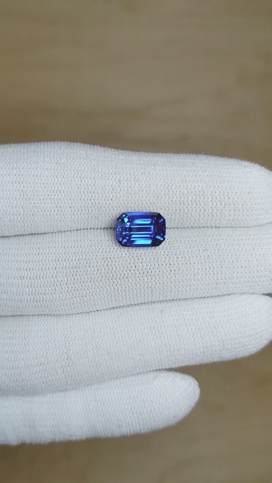 4.14 Ct. Blue Sapphire from Ceylon (Sri Lanka) Size Video