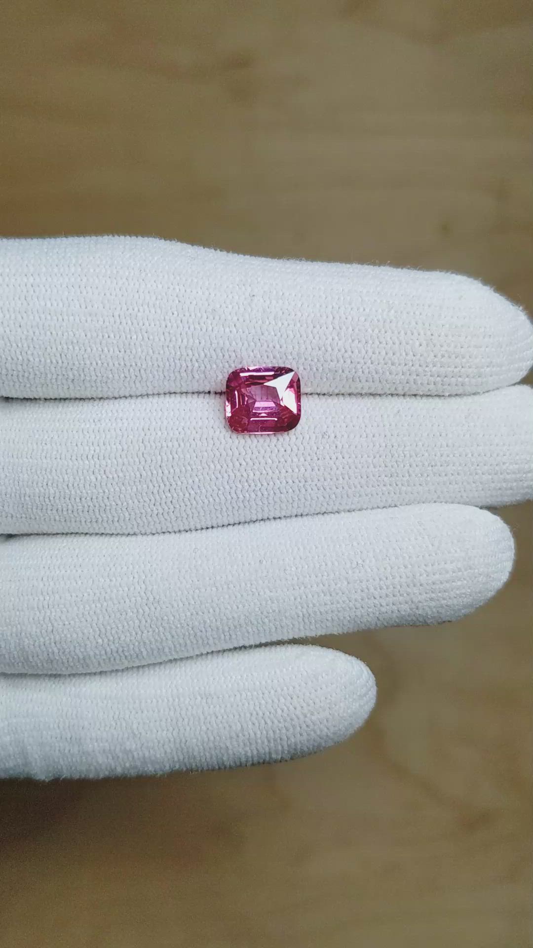 2.68 Ct. Pink Sapphire from Ceylon (Sri Lanka) Size Video