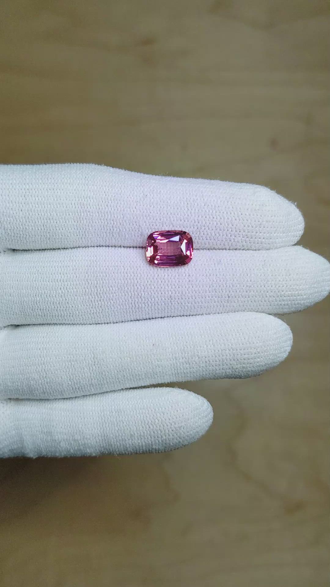 3.52 Ct. Pink Sapphire from Ceylon (Sri Lanka) Size Video