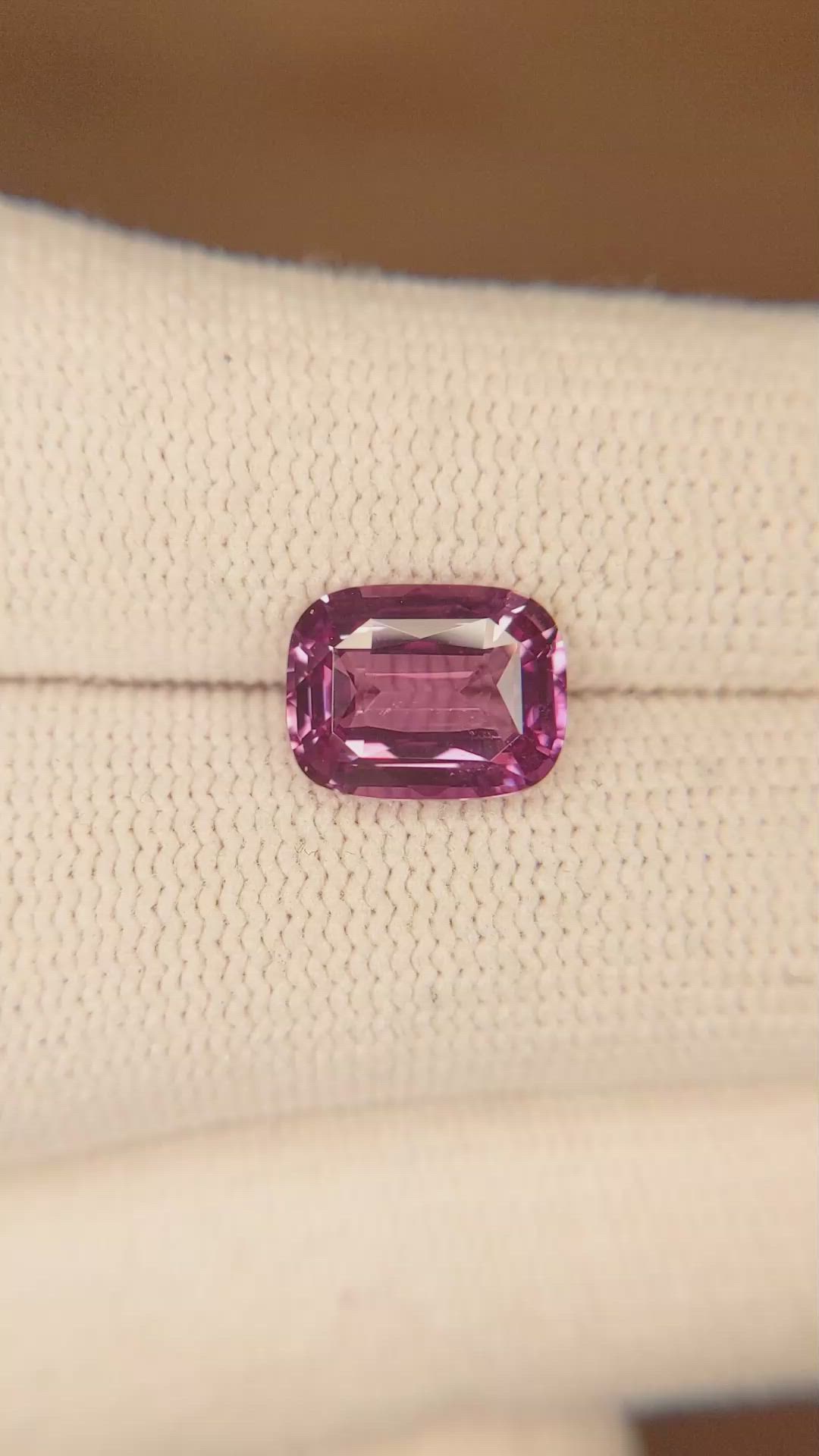 3.52 Ct. Pink Sapphire from Ceylon (Sri Lanka) Size Video
