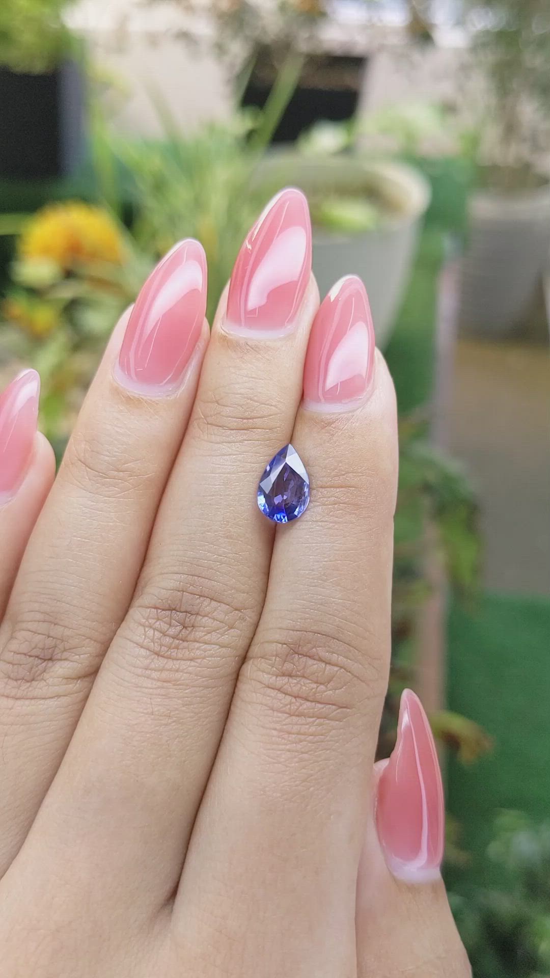 1.35 Ct. Blue Sapphire from Ceylon (Sri Lanka) Size Video