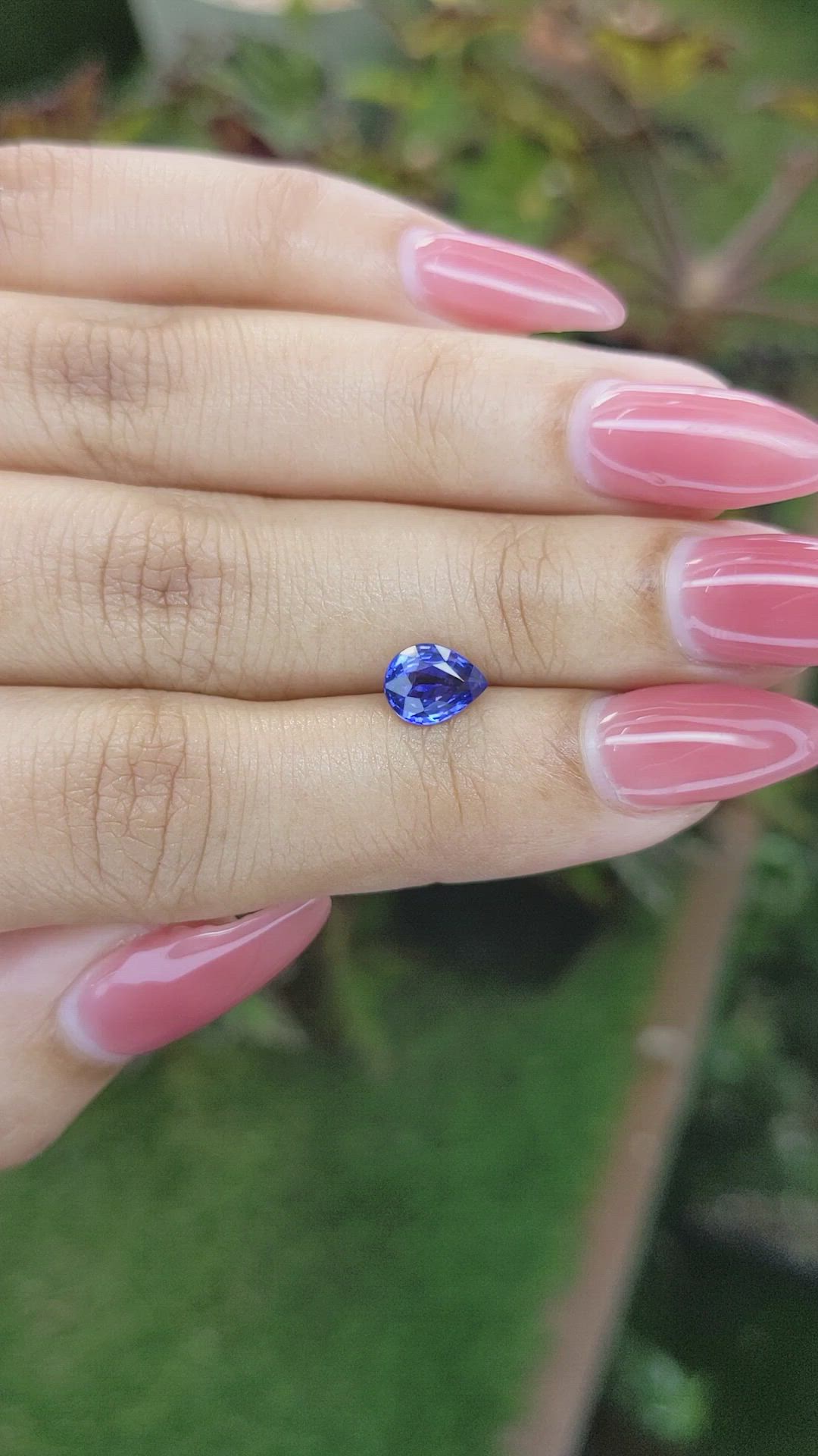1.23 Ct. Blue Sapphire from Ceylon (Sri Lanka) Size Video
