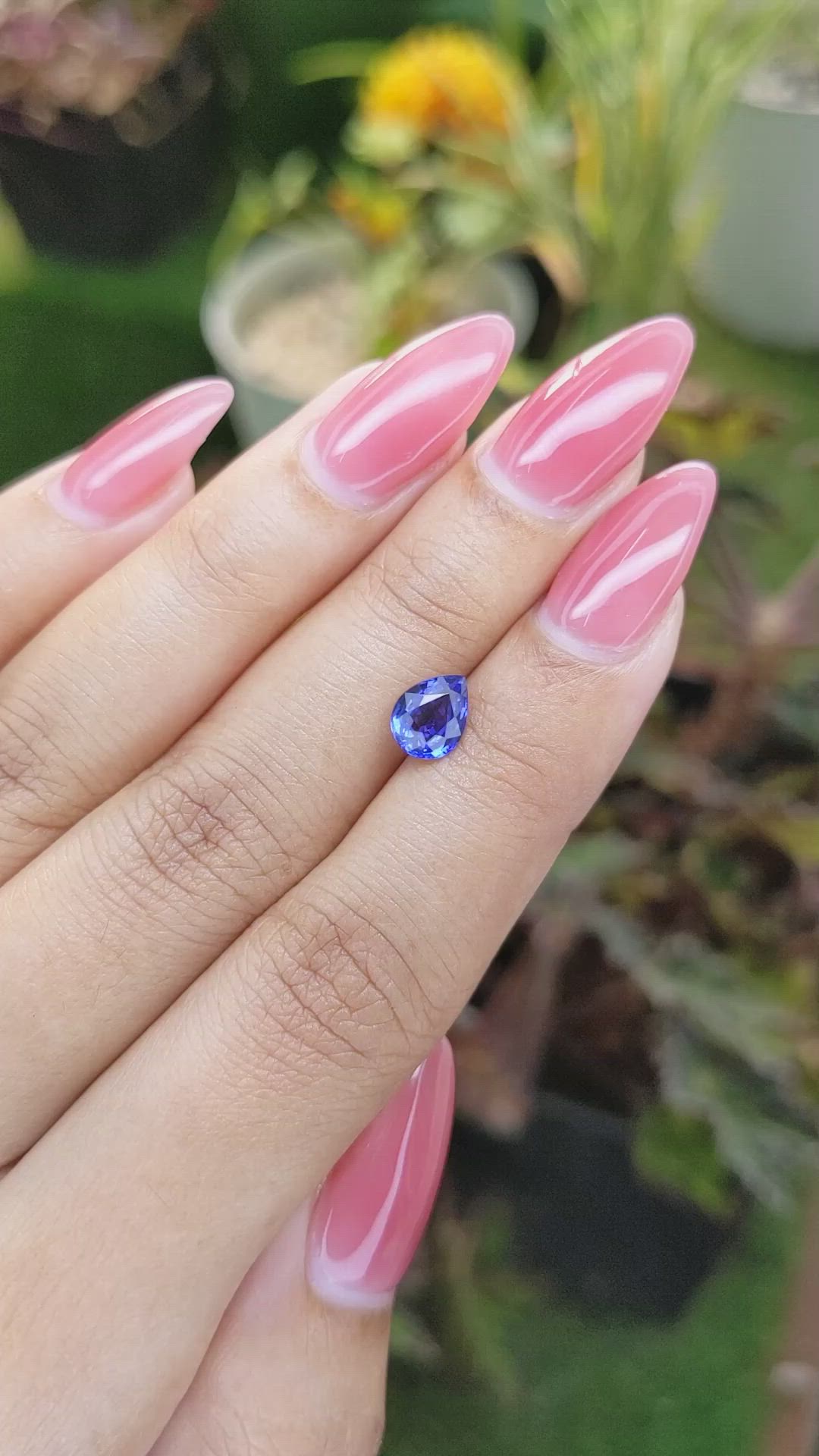 1.23 Ct. Blue Sapphire from Ceylon (Sri Lanka) Size Video