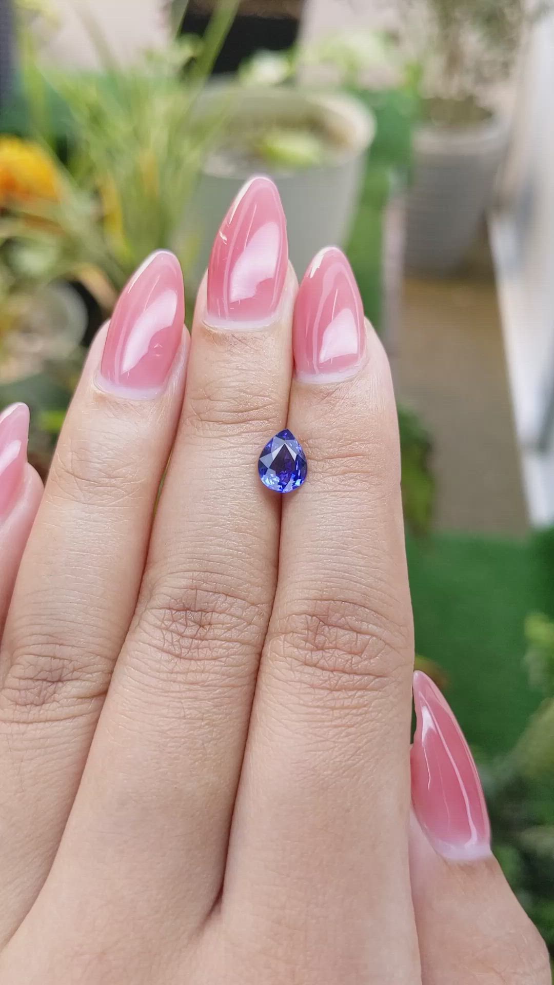 1.23 Ct. Blue Sapphire from Ceylon (Sri Lanka) Size Video