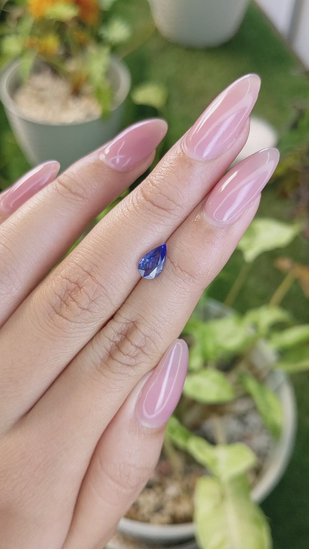 1.38 Ct. Blue Sapphire from Ceylon (Sri Lanka) Size Video
