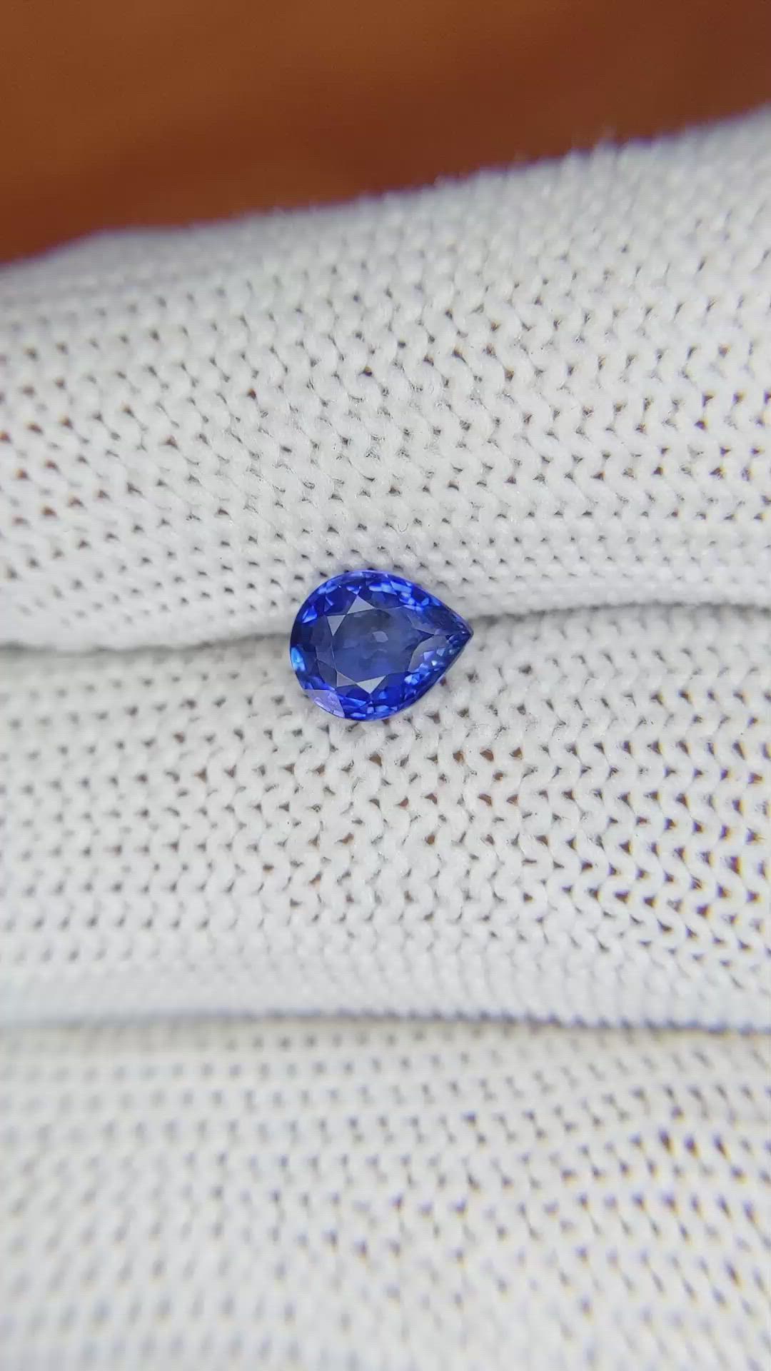 0.98 Ct. Blue Sapphire from Ceylon (Sri Lanka) Size Video