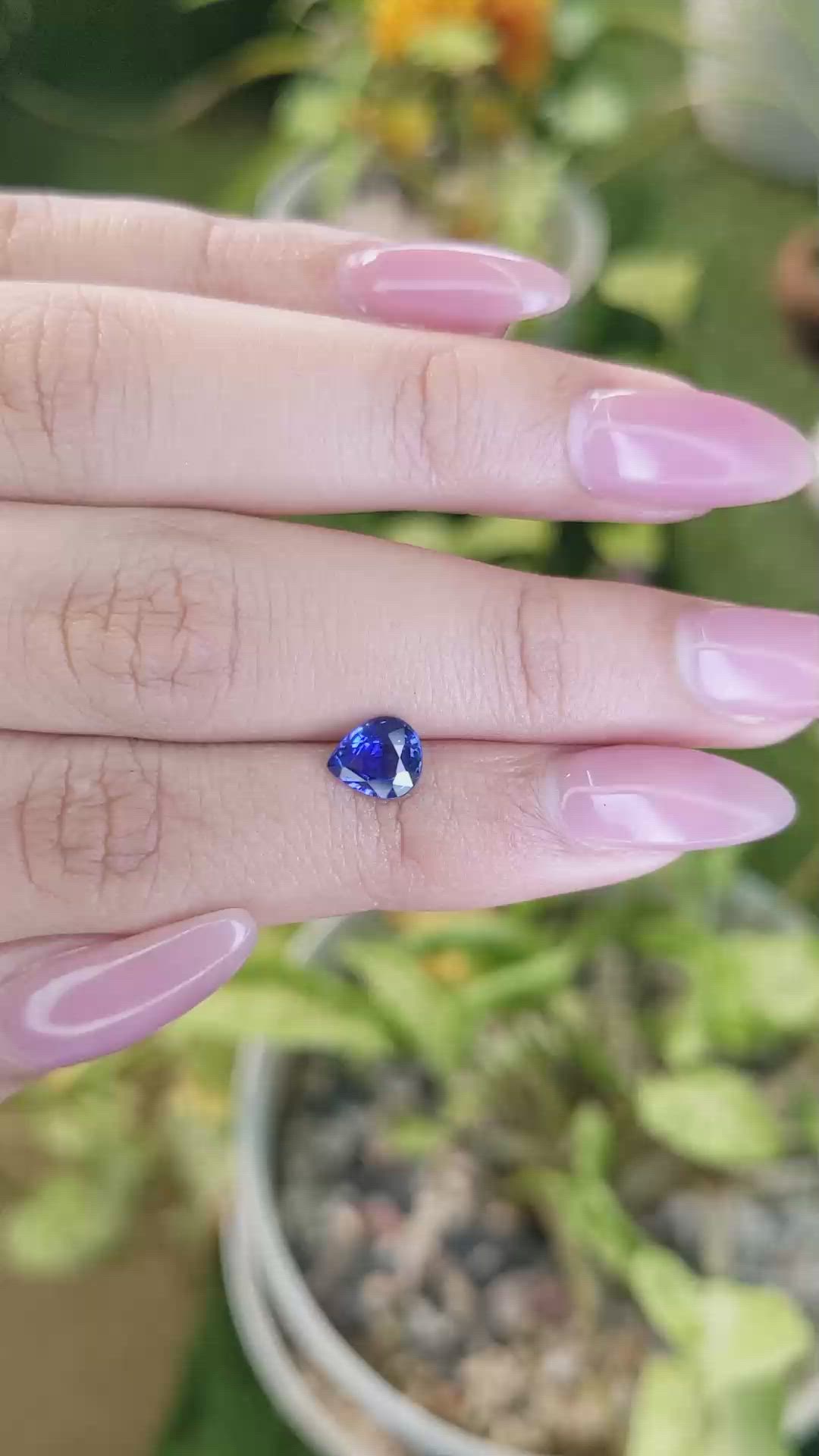 1.16 Ct. Blue Sapphire from Ceylon (Sri Lanka) Size Video