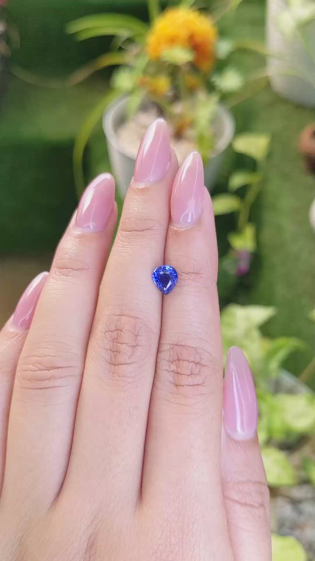 1.16 Ct. Blue Sapphire from Ceylon (Sri Lanka) Size Video