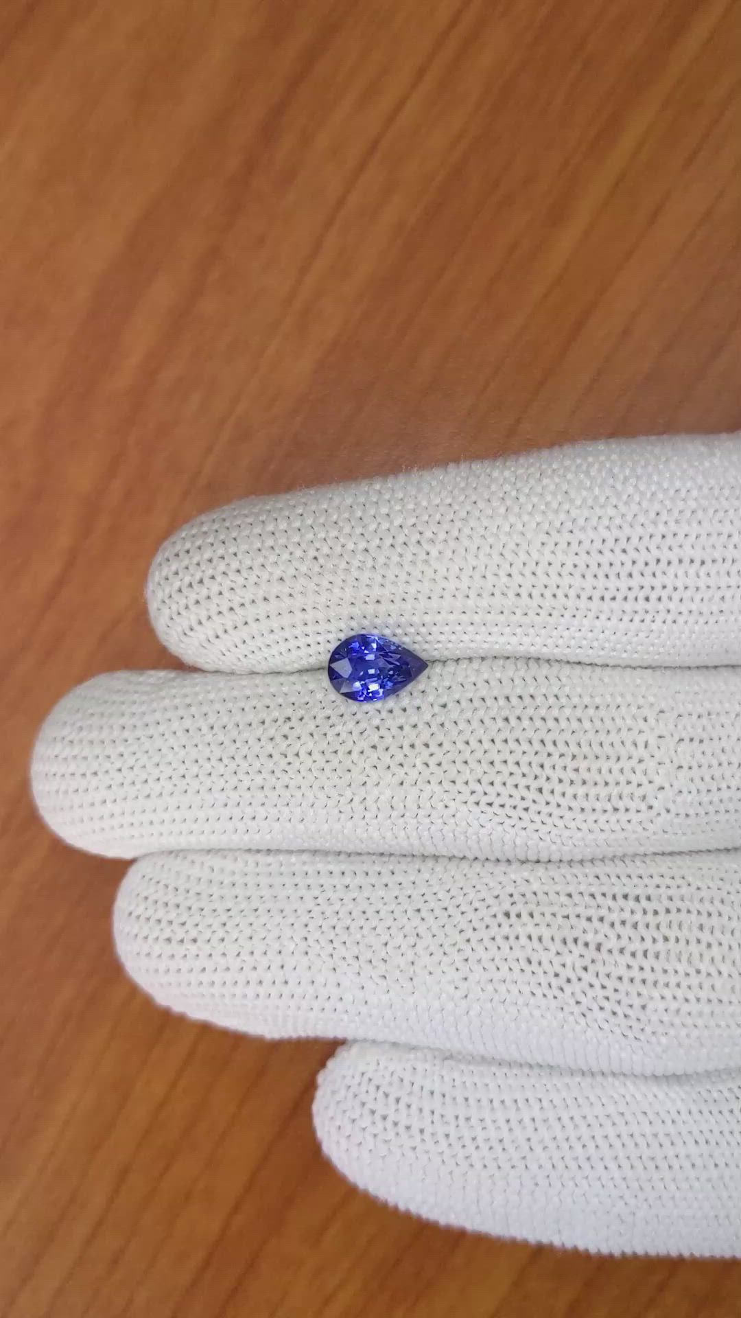 1.57 Ct. Blue Sapphire from Ceylon (Sri Lanka) Size Video