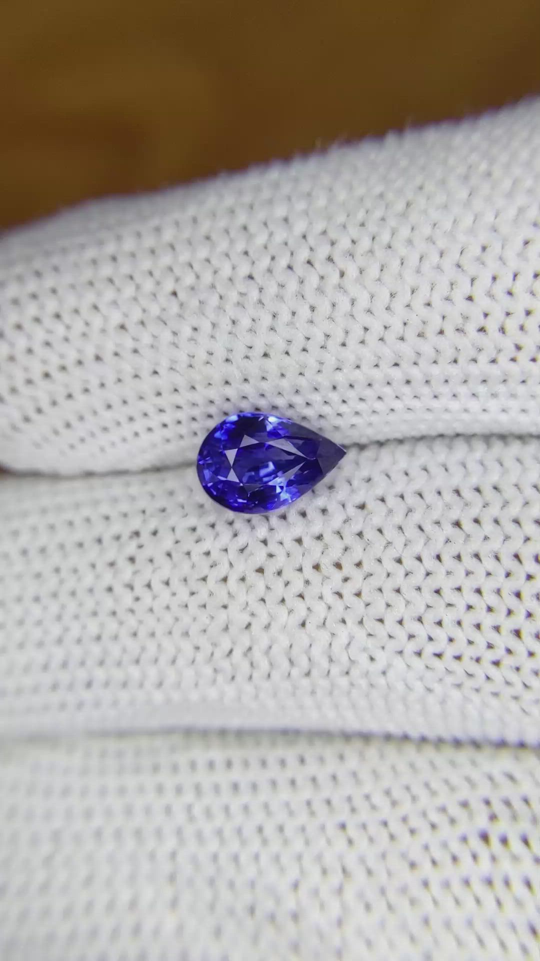 1.57 Ct. Blue Sapphire from Ceylon (Sri Lanka) Size Video