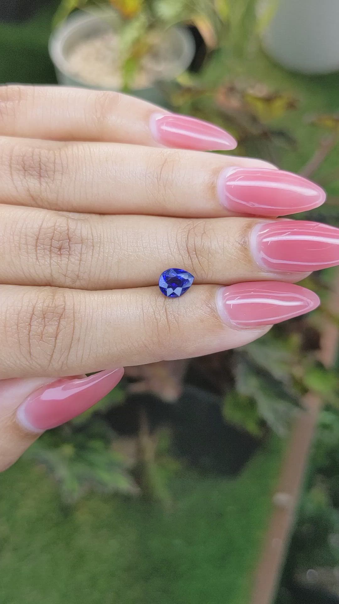 0.96 Ct. Blue Sapphire from Ceylon (Sri Lanka) Size Video