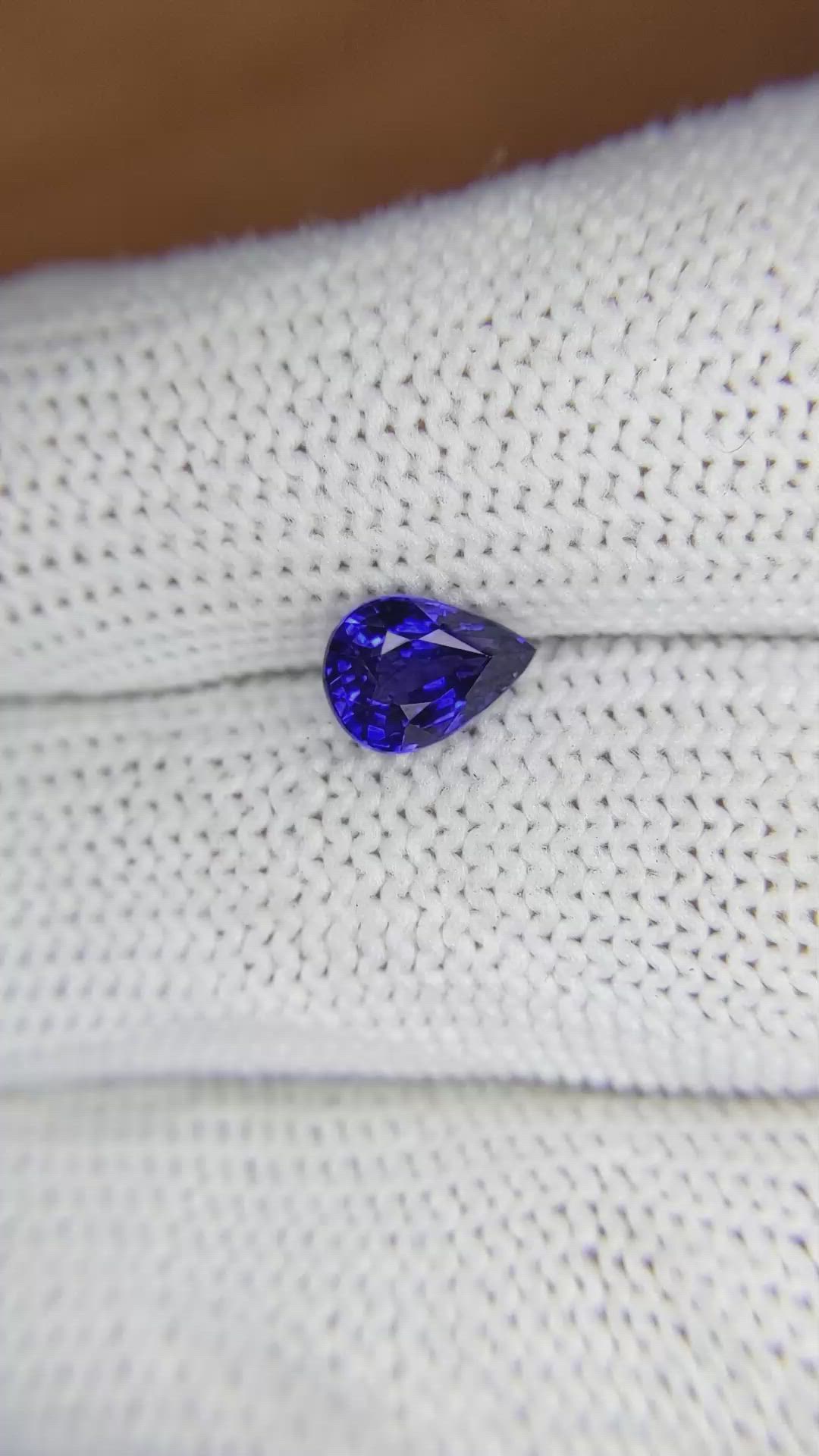 1.36 Ct. Blue Sapphire from Ceylon (Sri Lanka) Size Video