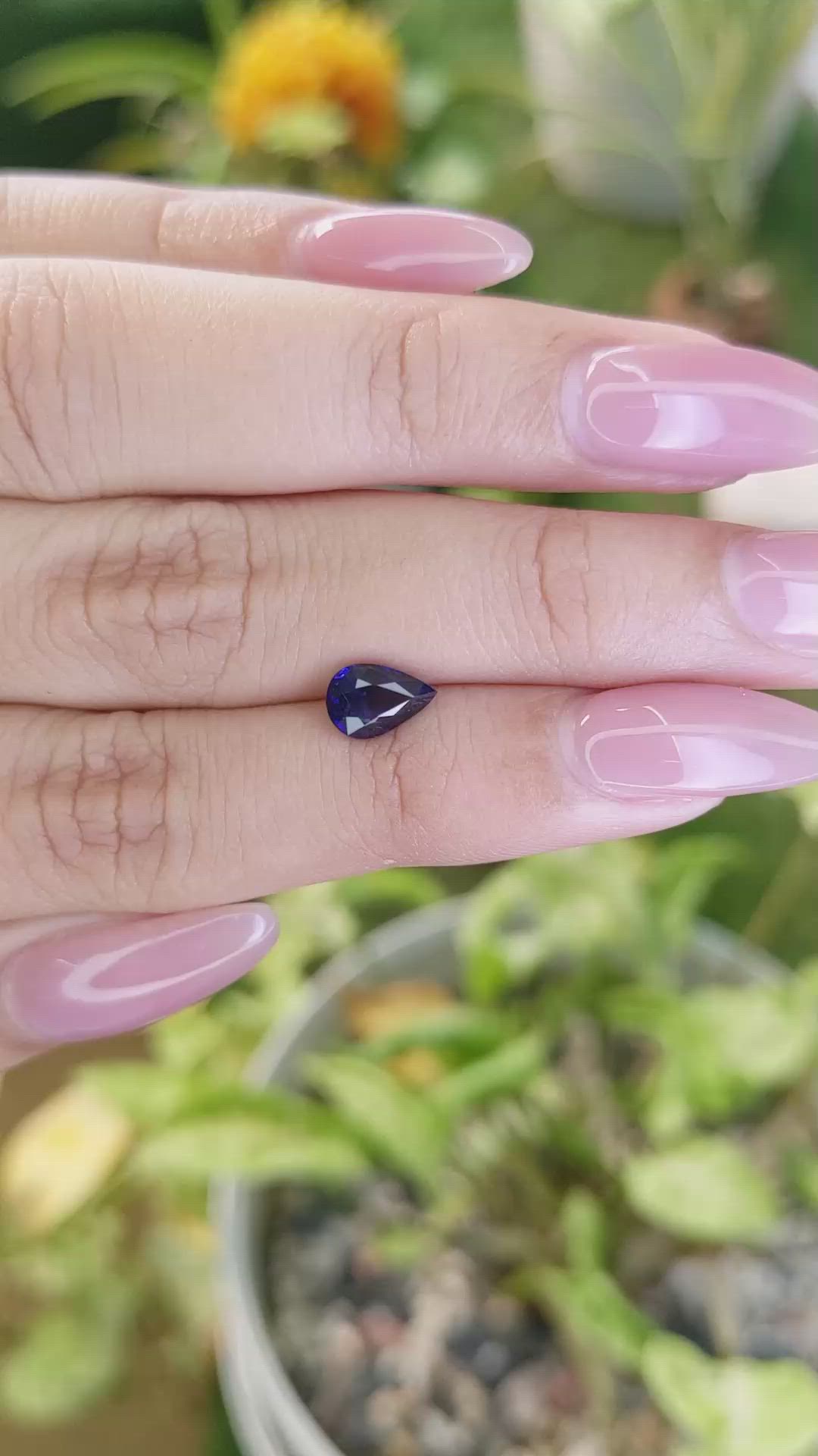 1.18 Ct. Blue Sapphire from Ceylon (Sri Lanka) Size Video