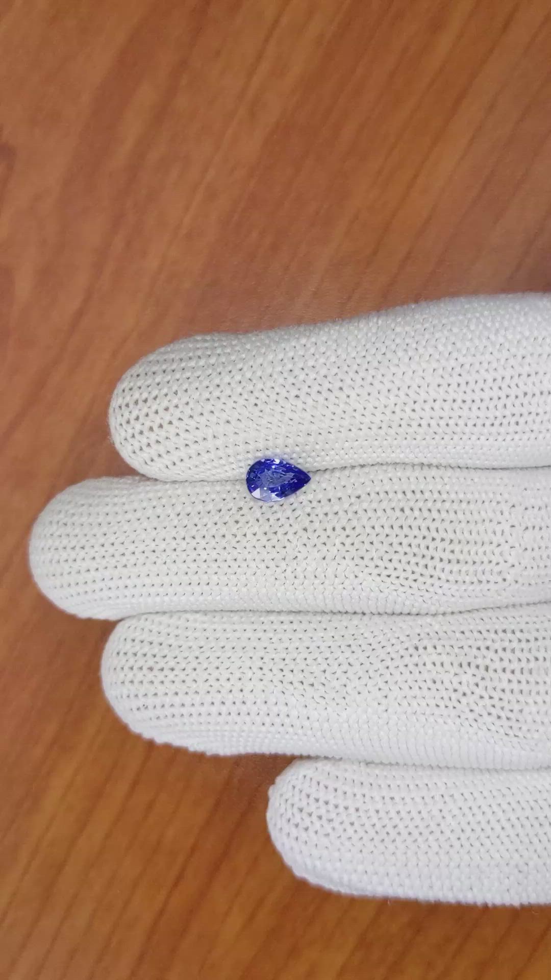 1.02 Ct. Blue Sapphire from Ceylon (Sri Lanka) Size Video