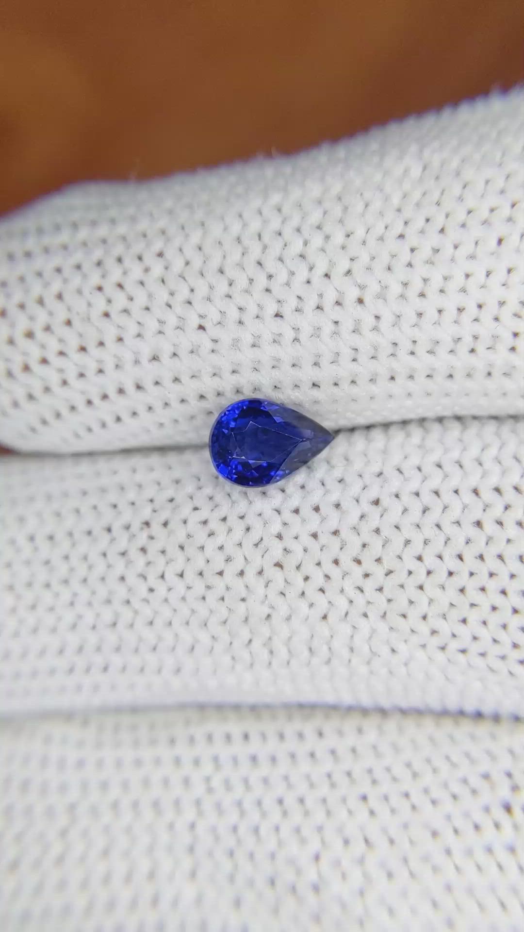 1.01 Ct. Blue Sapphire from Ceylon (Sri Lanka) Size Video