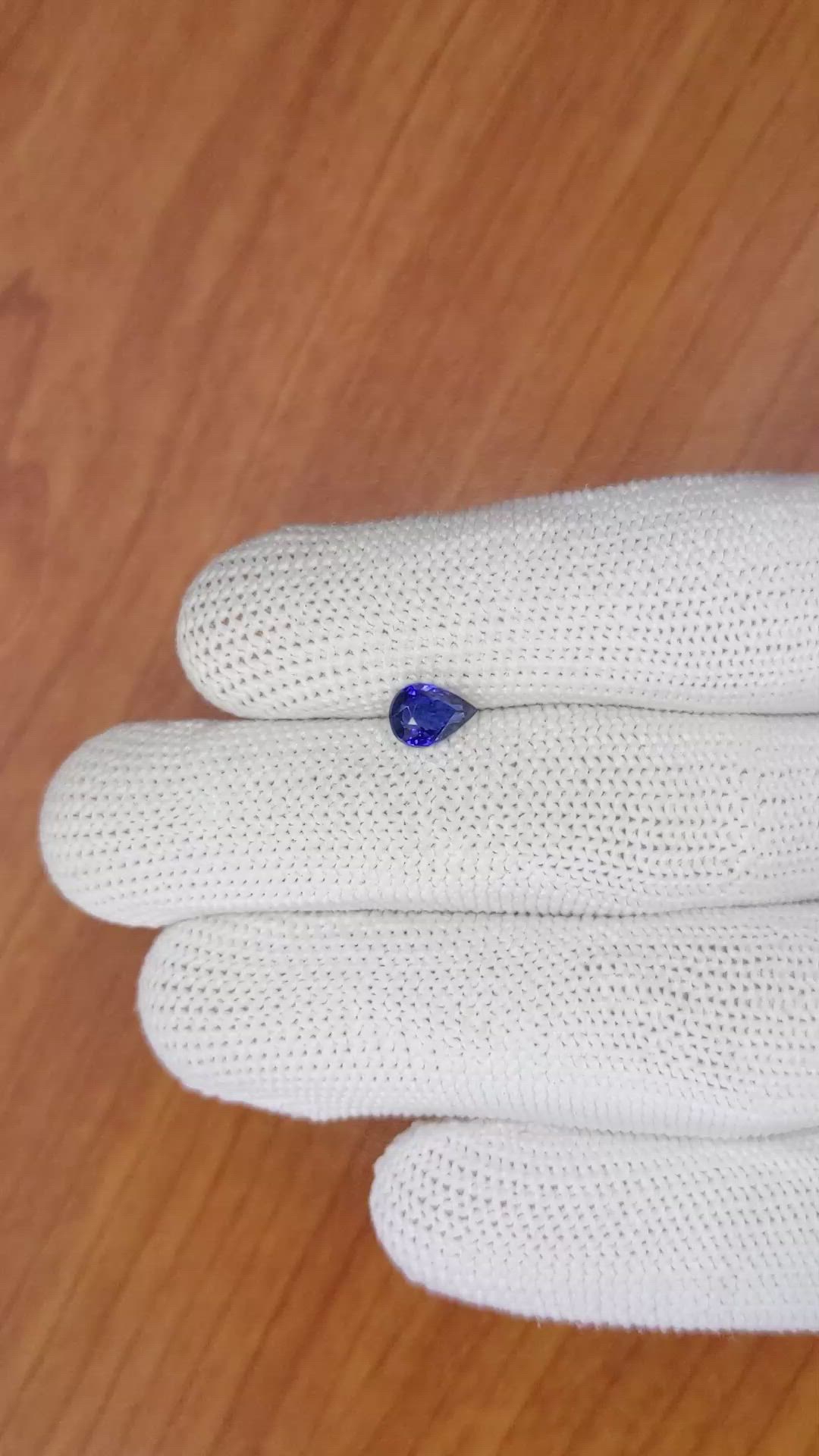 1.01 Ct. Blue Sapphire from Ceylon (Sri Lanka) Size Video