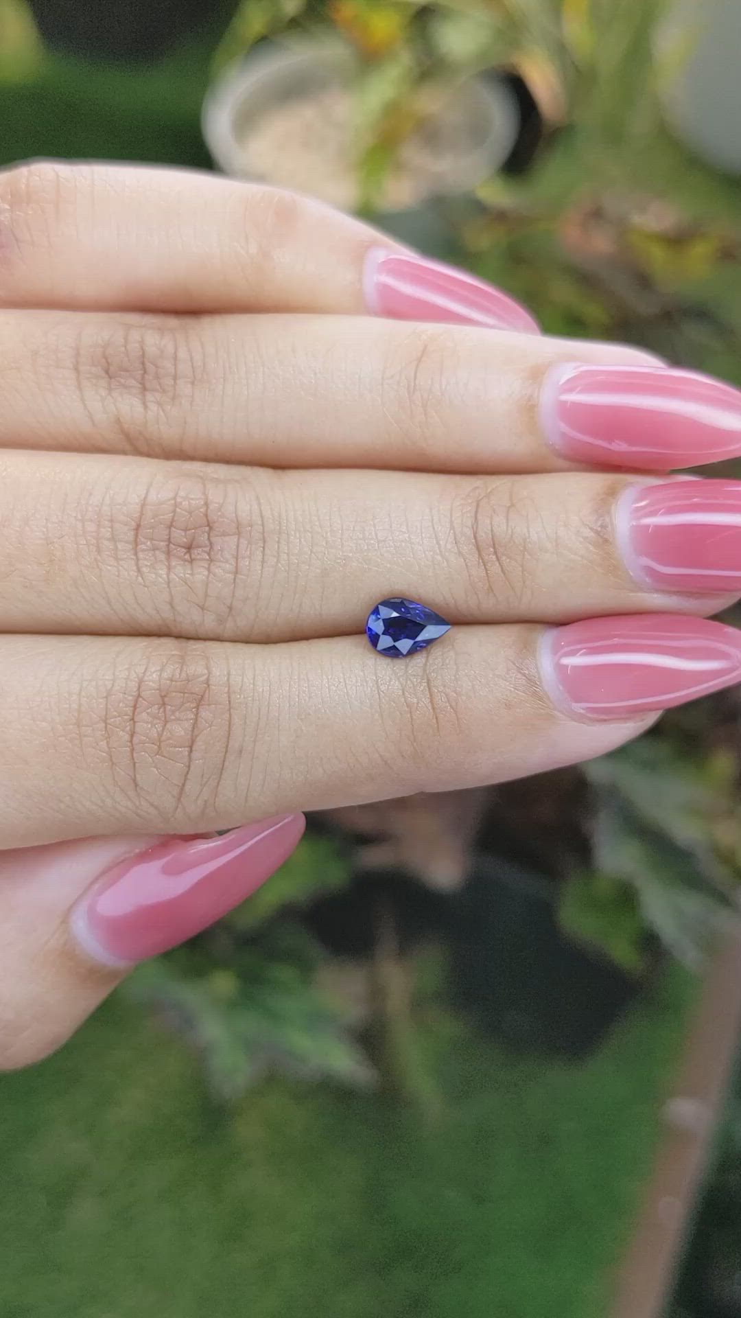 1.01 Ct. Blue Sapphire from Ceylon (Sri Lanka) Size Video