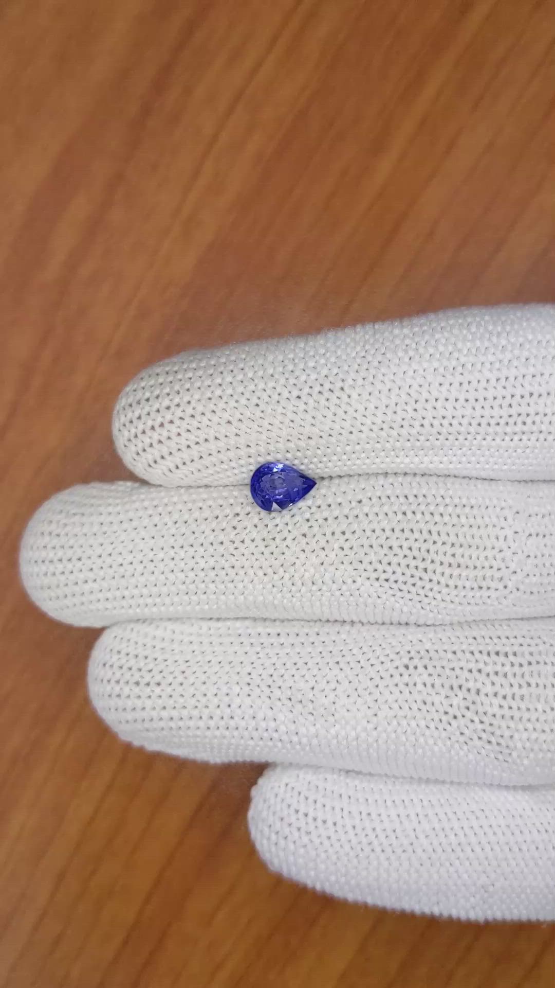 1.00 Ct. Blue Sapphire from Ceylon (Sri Lanka) Size Video