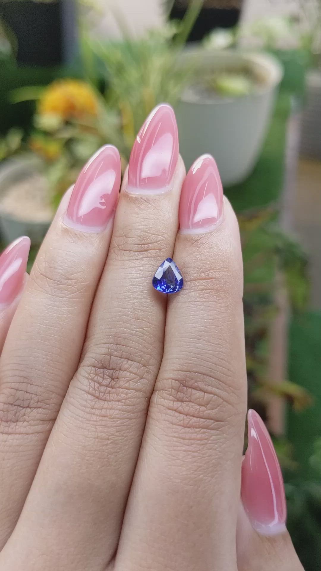 1.06 Ct. Blue Sapphire from Ceylon (Sri Lanka) Size Video