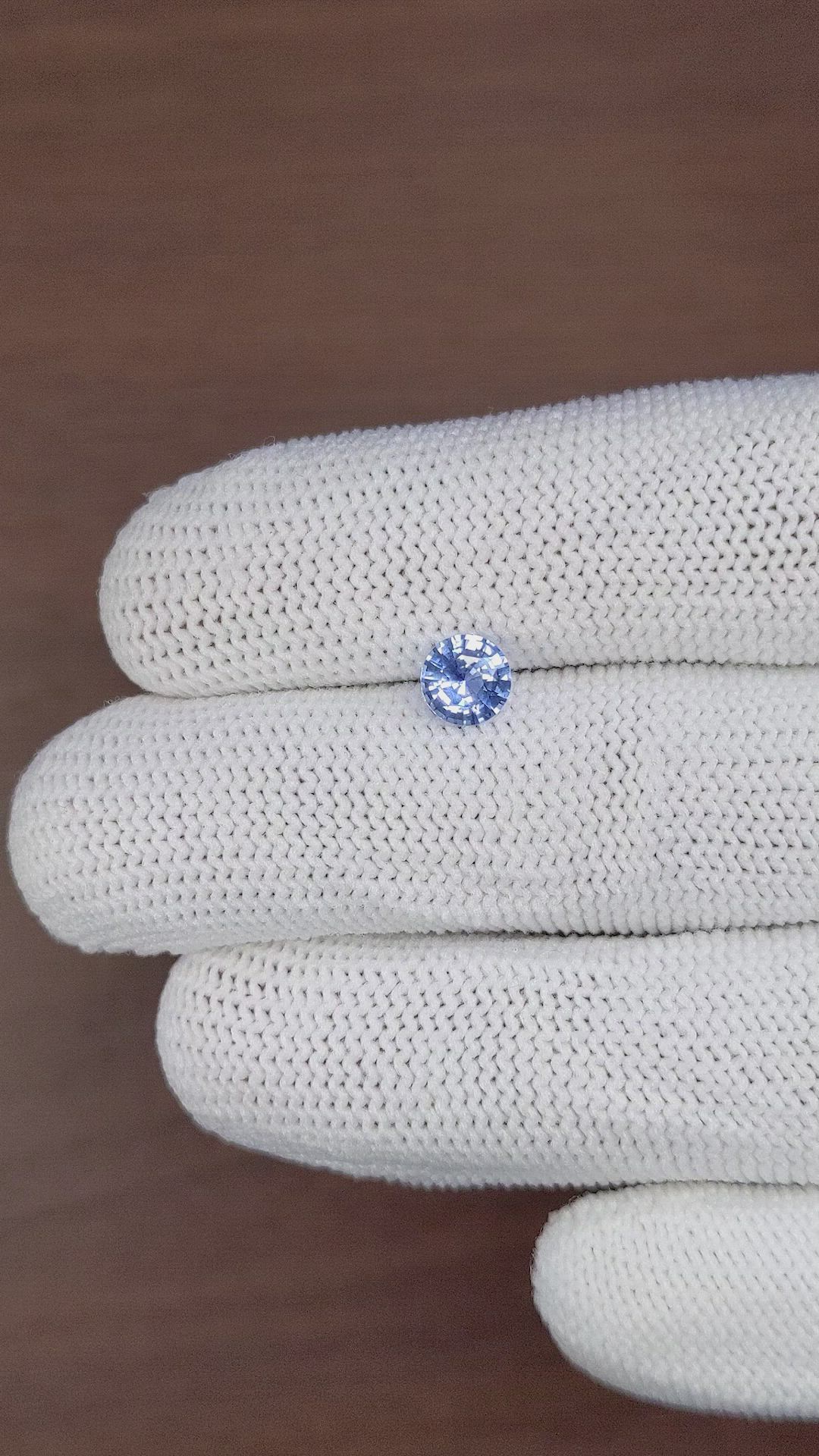 1.03 Ct. Blue Sapphire from Ceylon (Sri Lanka) Size Video