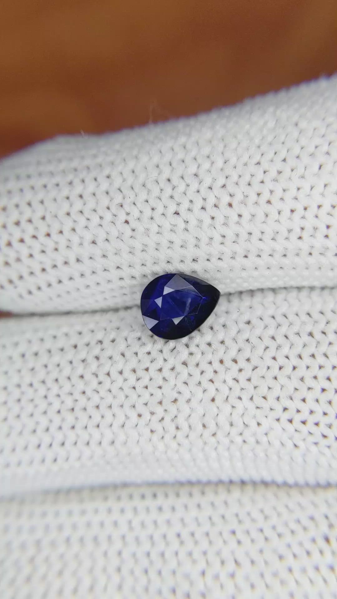 1.08 Ct. Blue Sapphire from Ceylon (Sri Lanka) Size Video