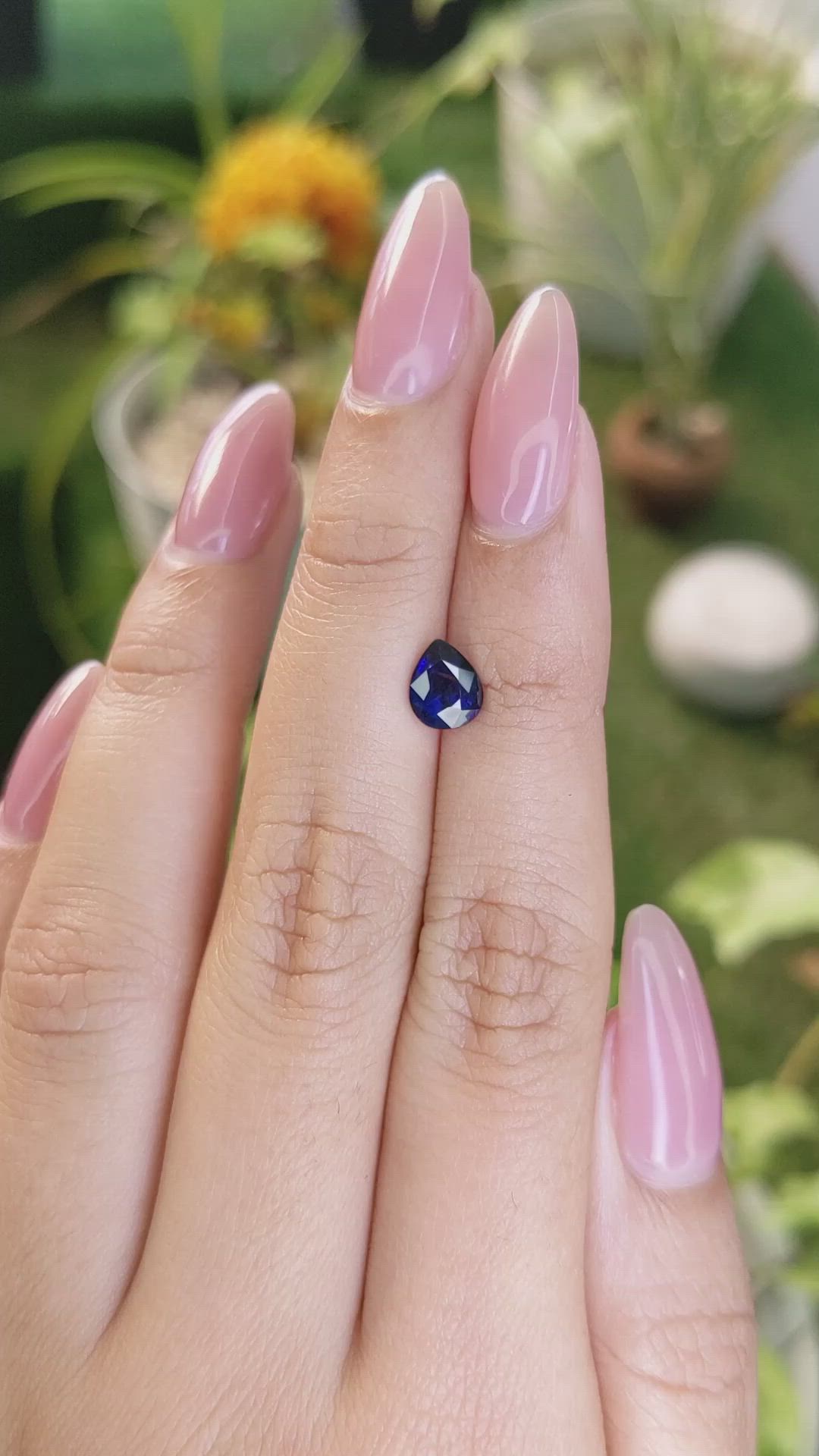 1.08 Ct. Blue Sapphire from Ceylon (Sri Lanka) Size Video