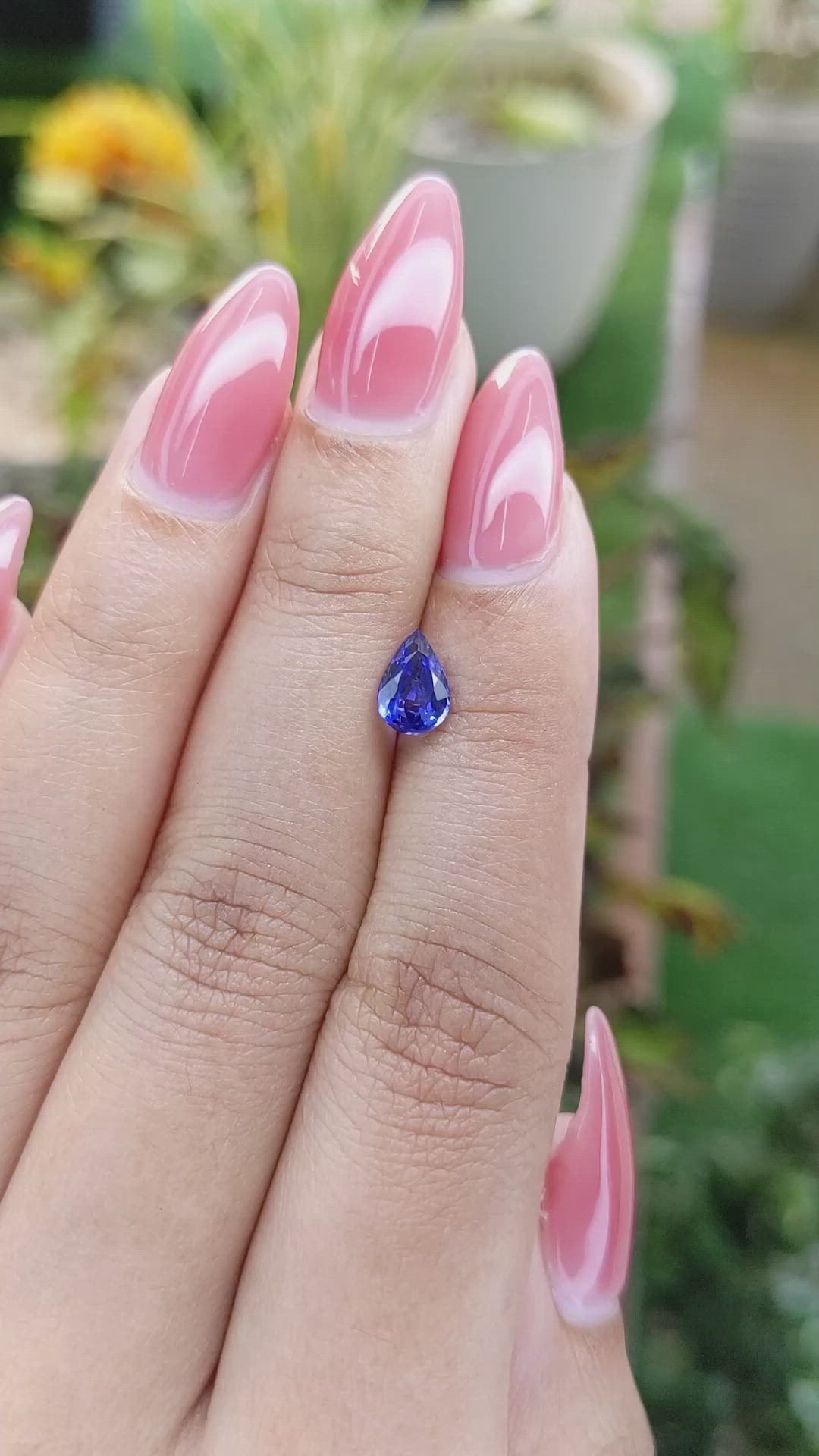 1.04 Ct. Blue Sapphire from Ceylon (Sri Lanka) Size Video