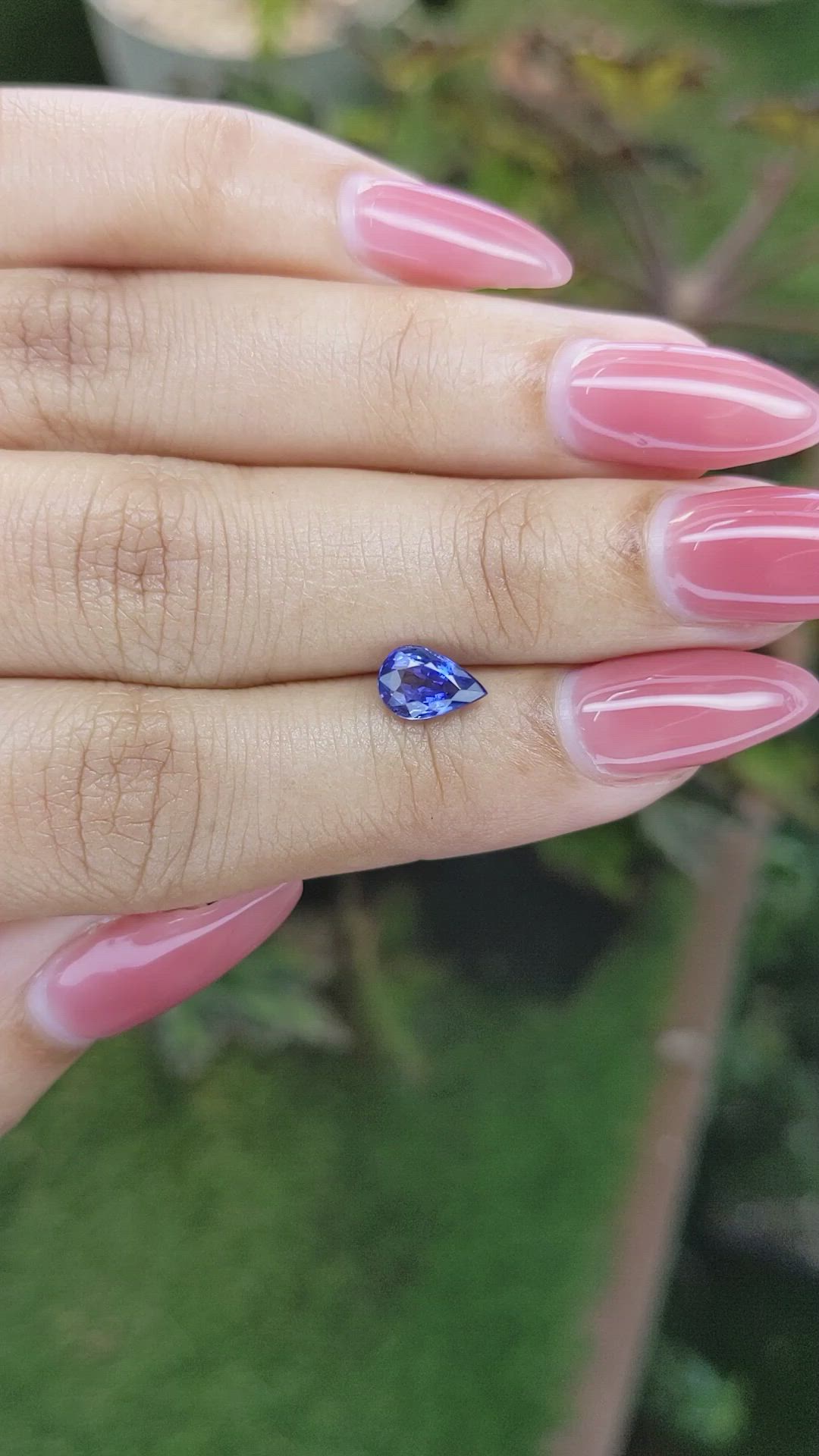 1.04 Ct. Blue Sapphire from Ceylon (Sri Lanka) Size Video