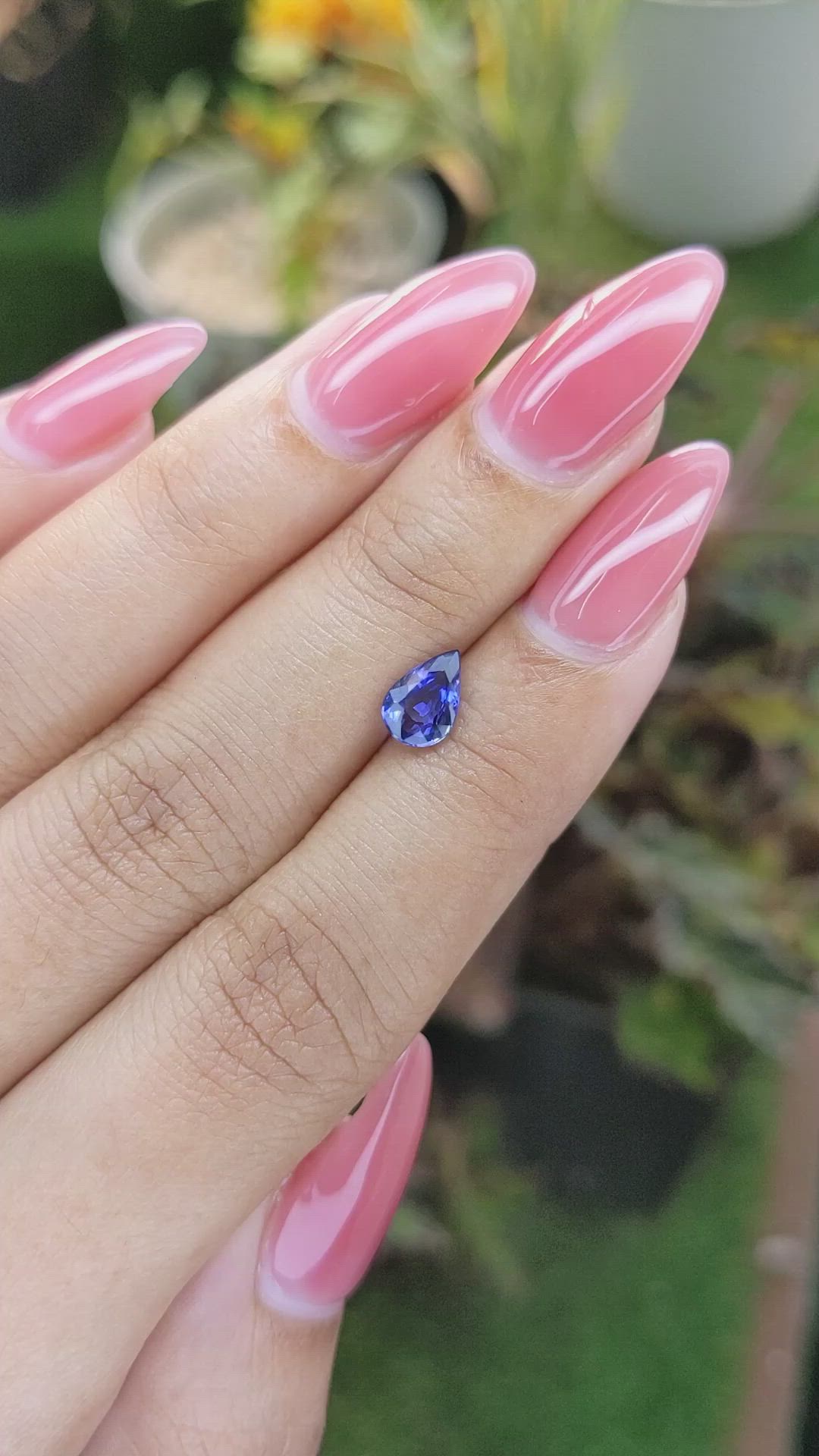 1.04 Ct. Blue Sapphire from Ceylon (Sri Lanka) Size Video