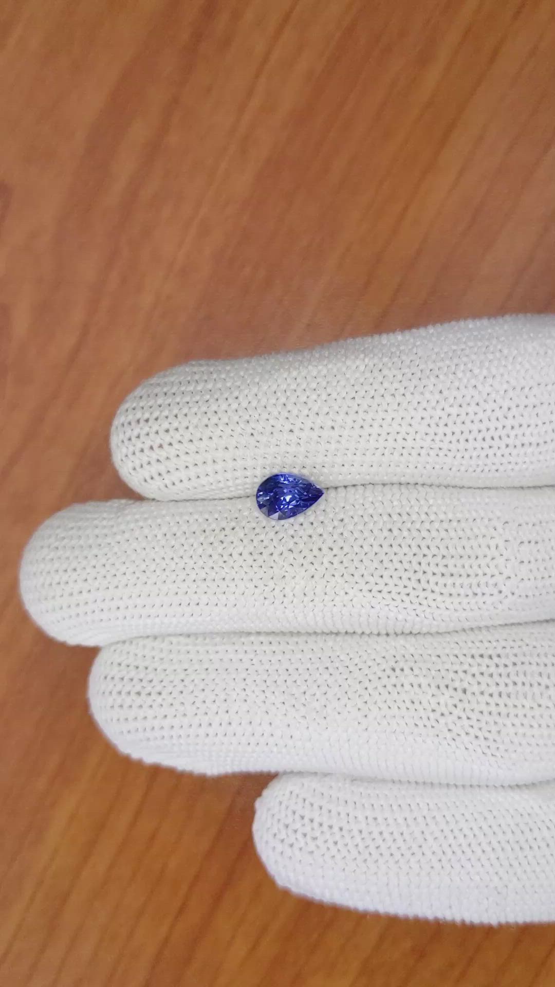 1.15 Ct. Blue Sapphire from Ceylon (Sri Lanka) Size Video