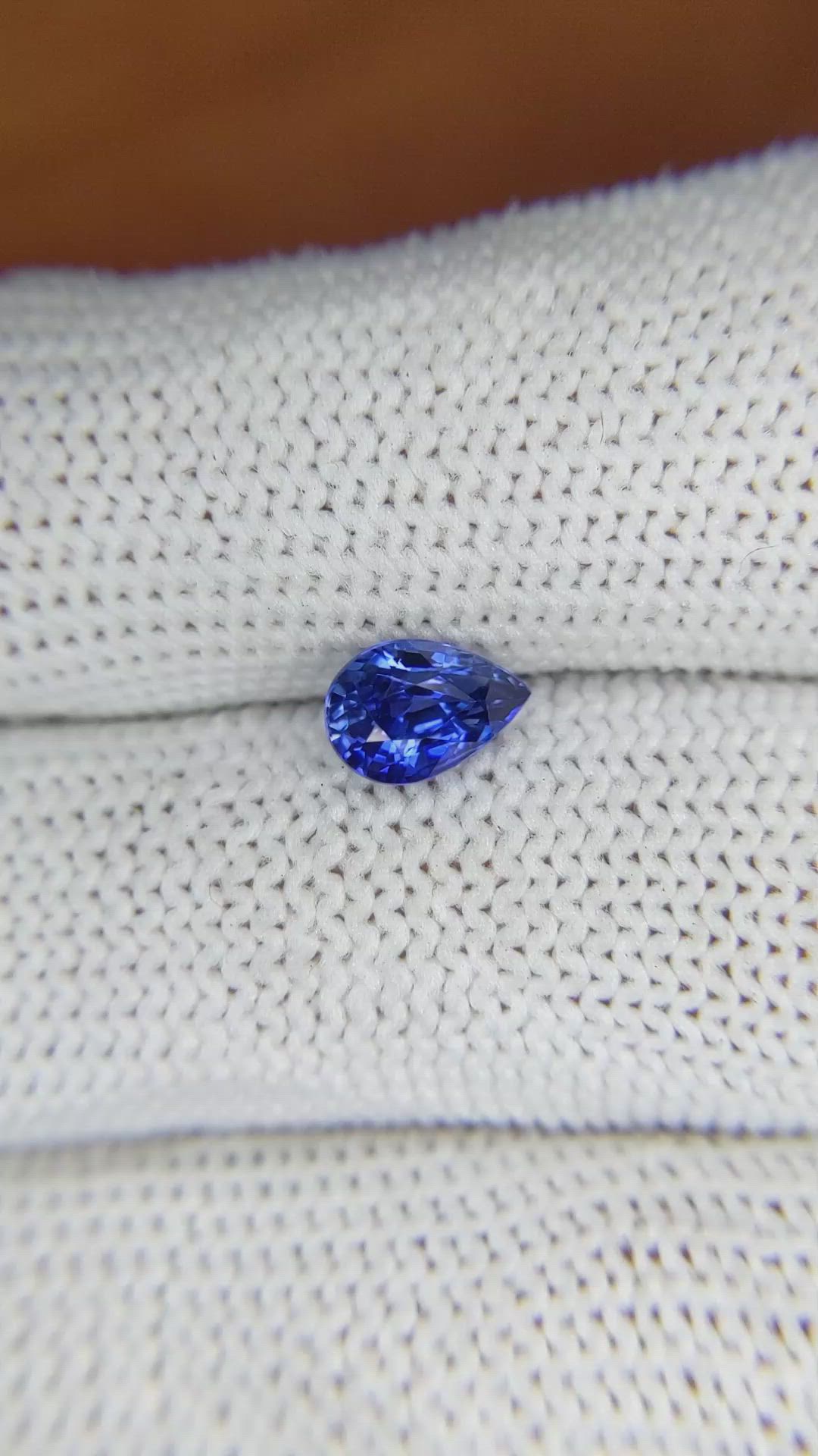 1.15 Ct. Blue Sapphire from Ceylon (Sri Lanka) Size Video