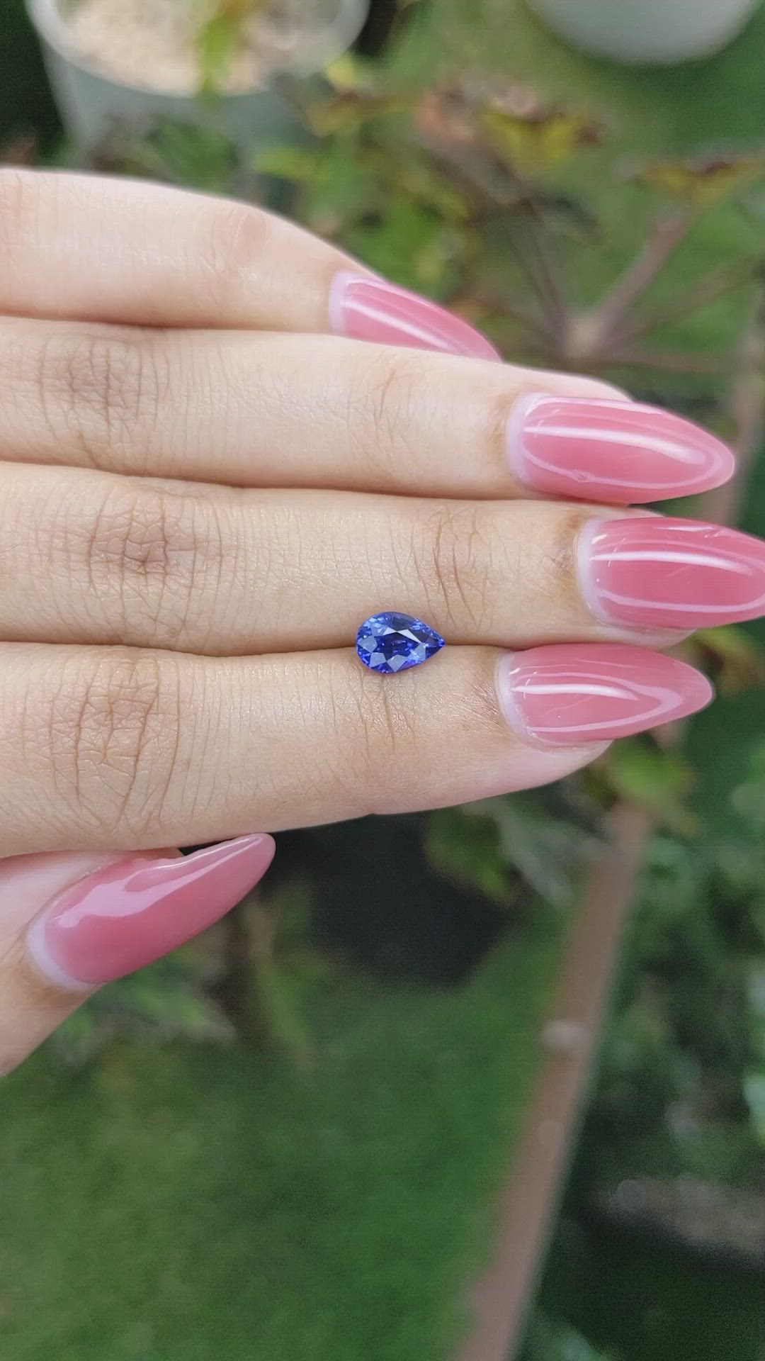 1.15 Ct. Blue Sapphire from Ceylon (Sri Lanka) Size Video