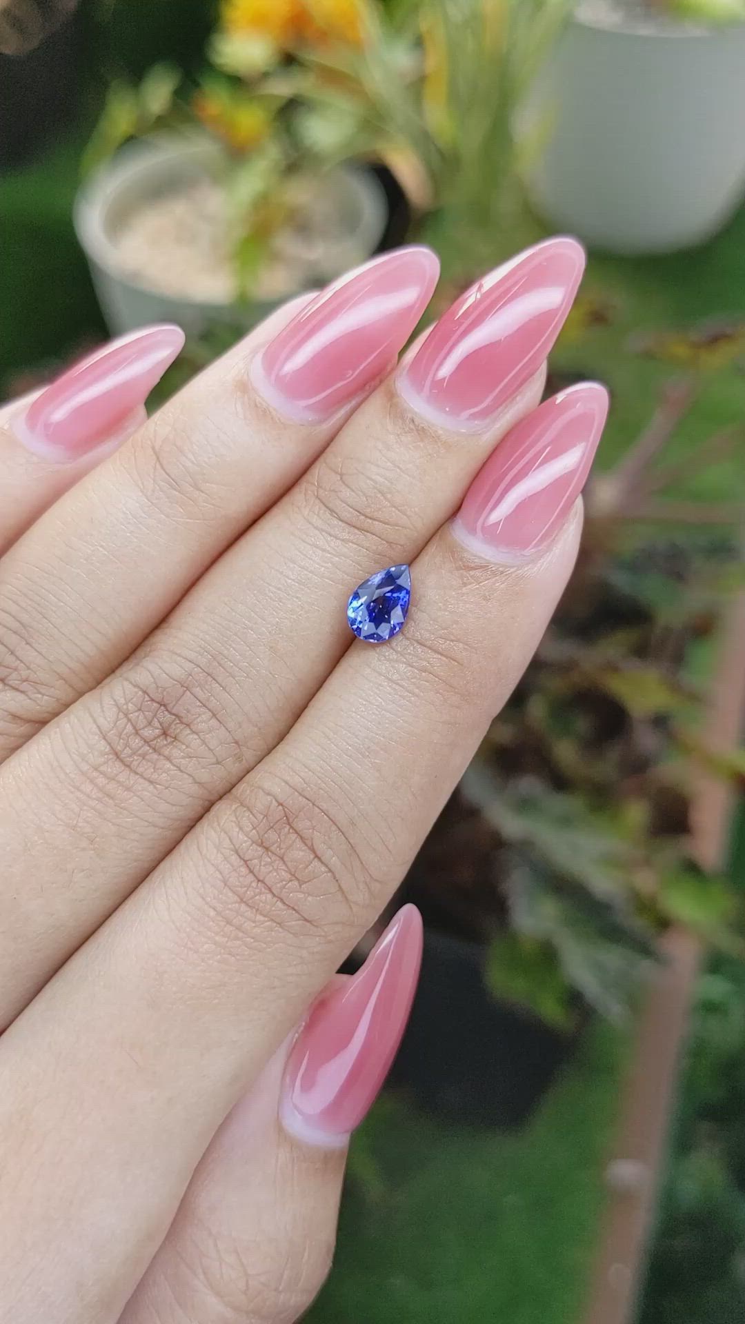 1.15 Ct. Blue Sapphire from Ceylon (Sri Lanka) Size Video