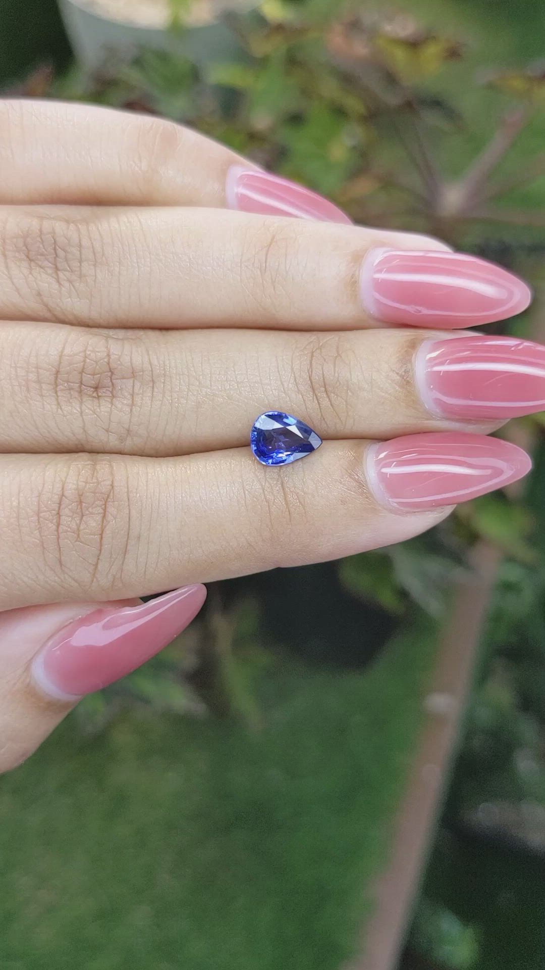 1.15 Ct. Blue Sapphire from Ceylon (Sri Lanka) Size Video