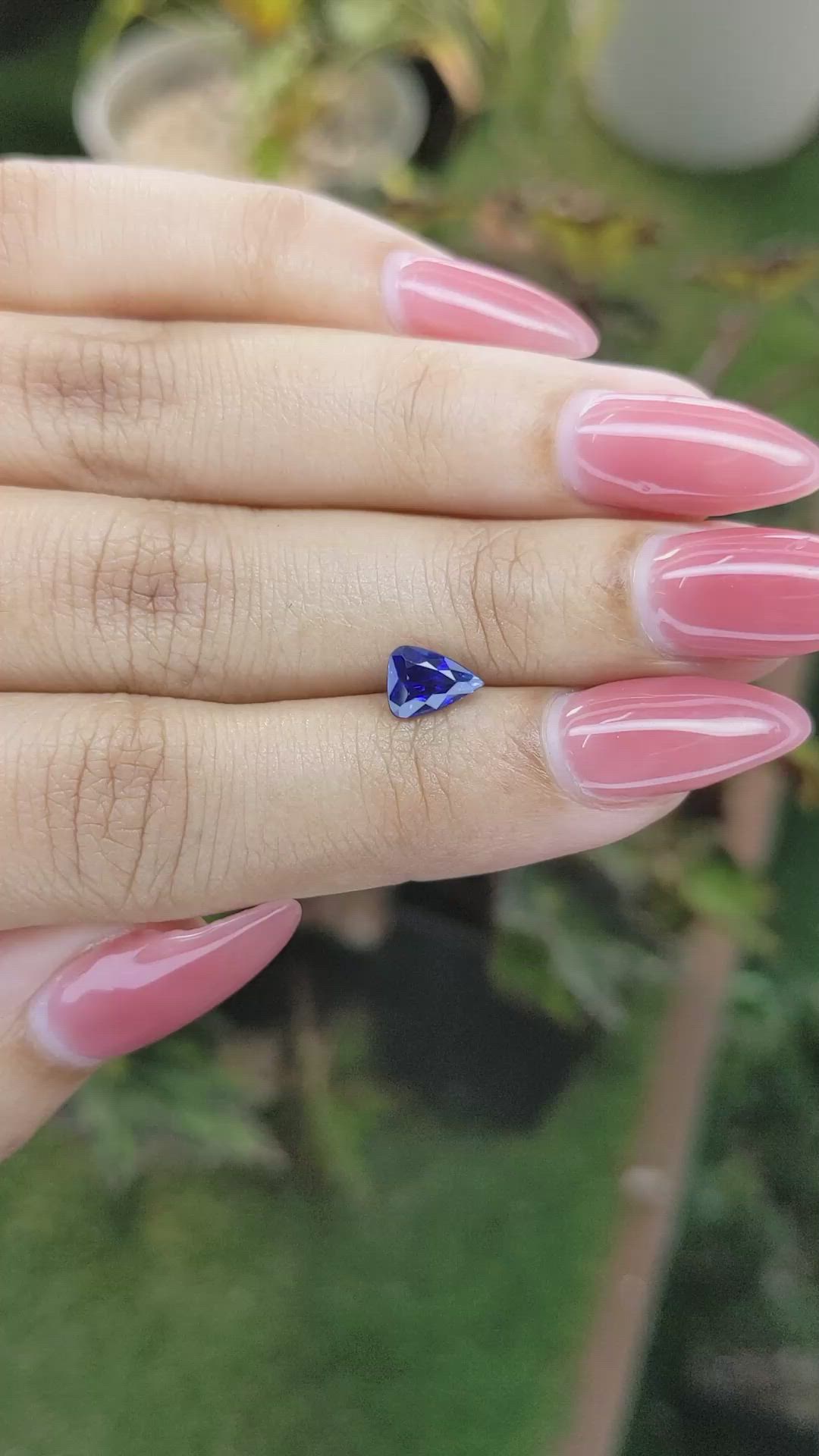 1.02 Ct. Blue Sapphire from Ceylon (Sri Lanka) Size Video