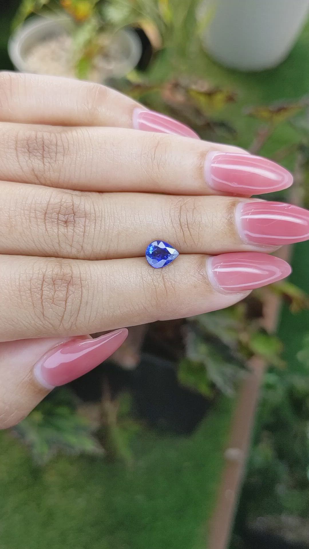 1.04 Ct. Blue Sapphire from Ceylon (Sri Lanka) Size Video