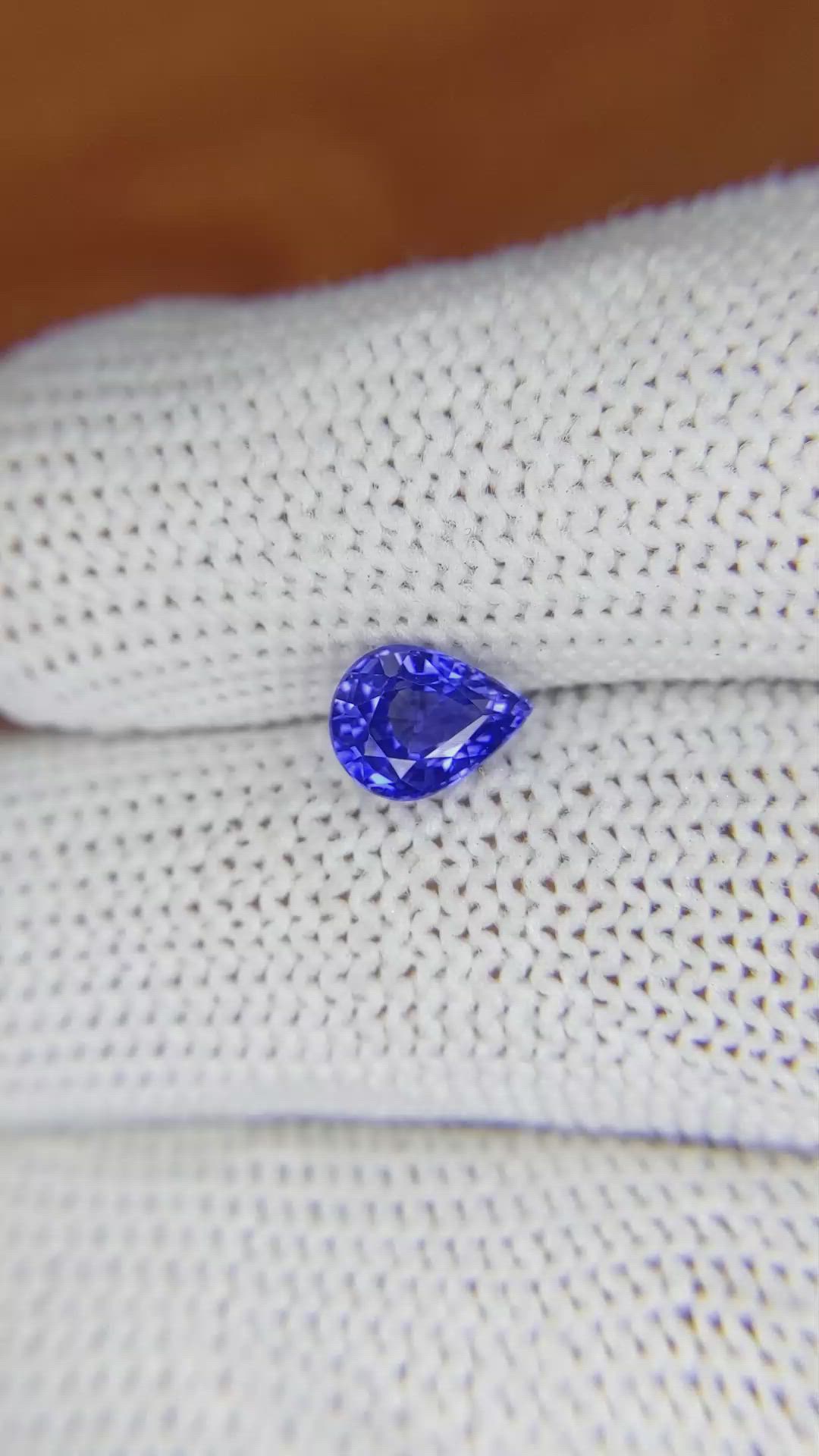 1.21 Ct. Blue Sapphire from Ceylon (Sri Lanka) Size Video