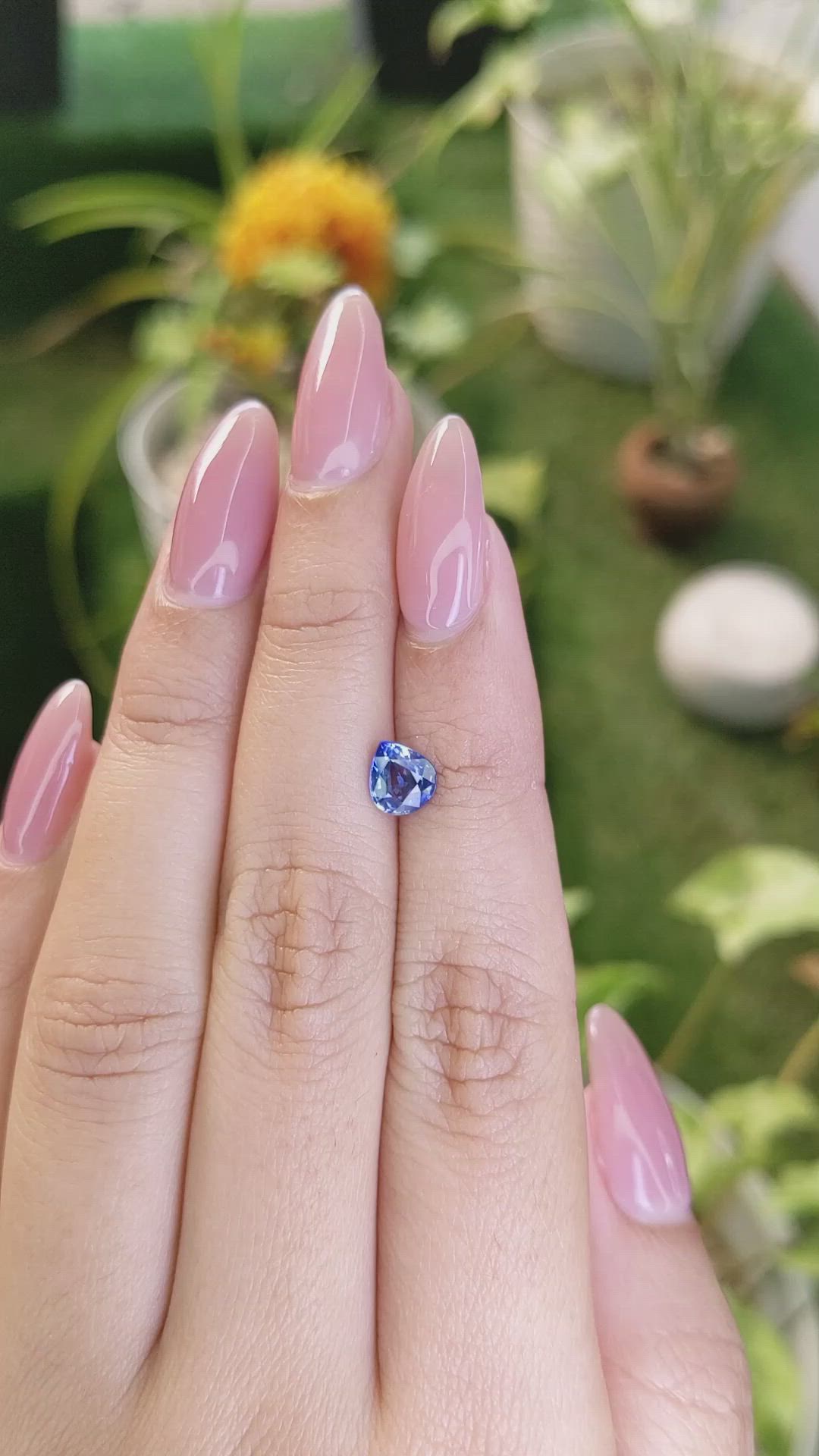 1.03 Ct. Blue Sapphire from Ceylon (Sri Lanka) Size Video