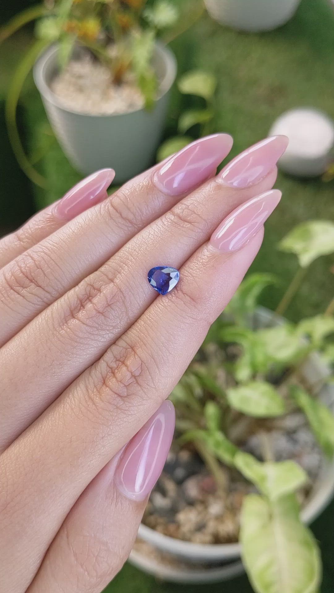 1.04 Ct. Blue Sapphire from Ceylon (Sri Lanka) Size Video