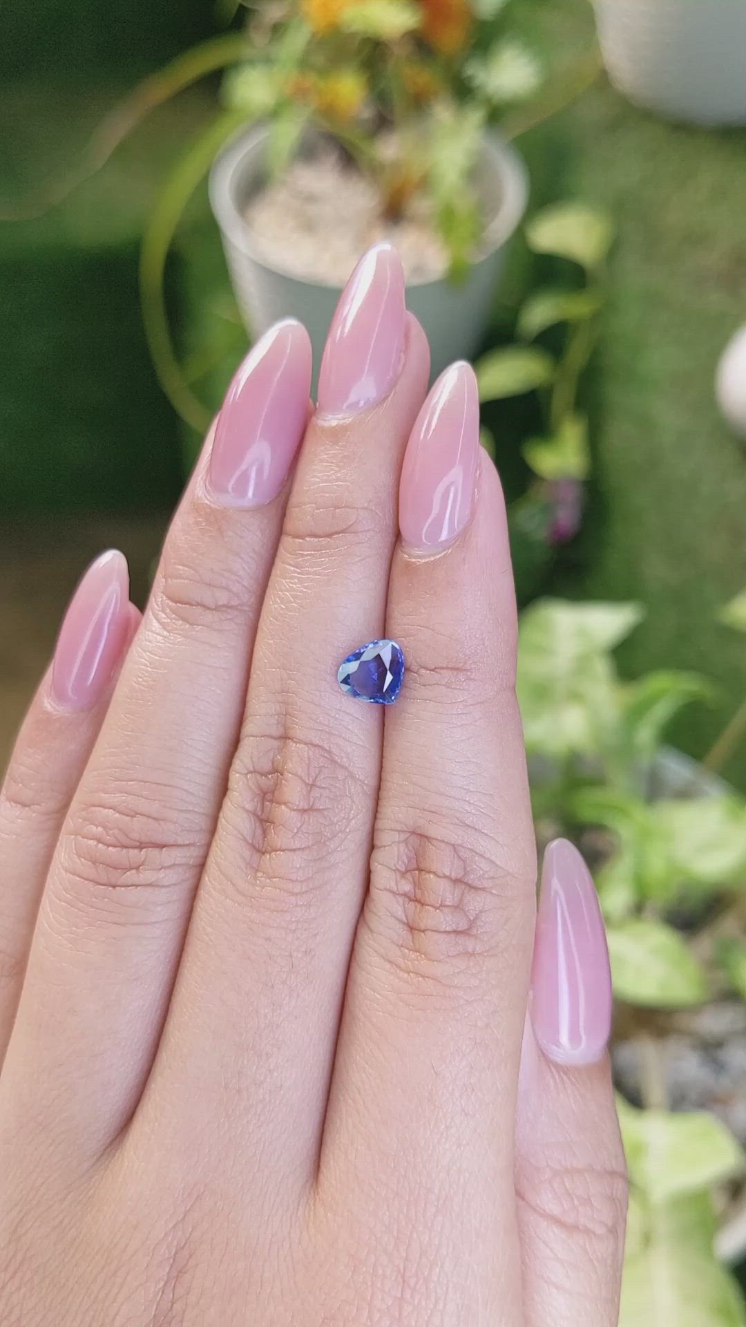 1.04 Ct. Blue Sapphire from Ceylon (Sri Lanka) Size Video