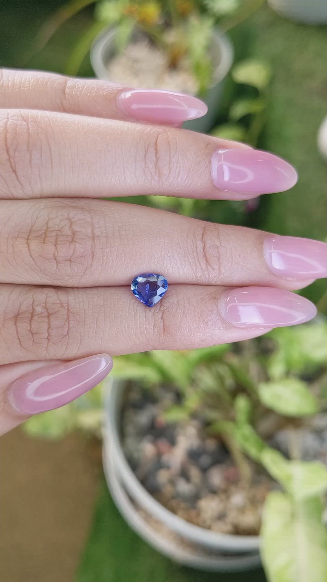 1.04 Ct. Blue Sapphire from Ceylon (Sri Lanka) Size Video