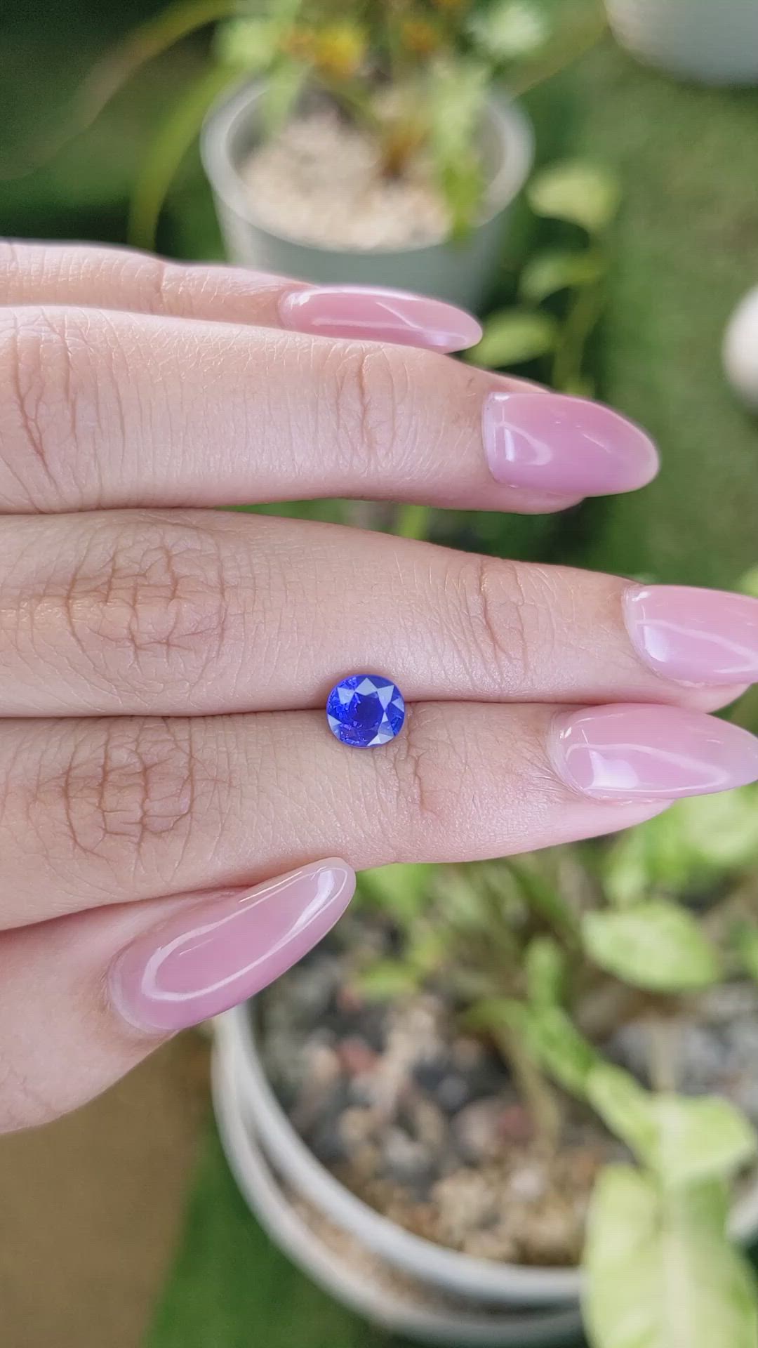1.21 Ct. Blue Sapphire from Ceylon (Sri Lanka) Size Video