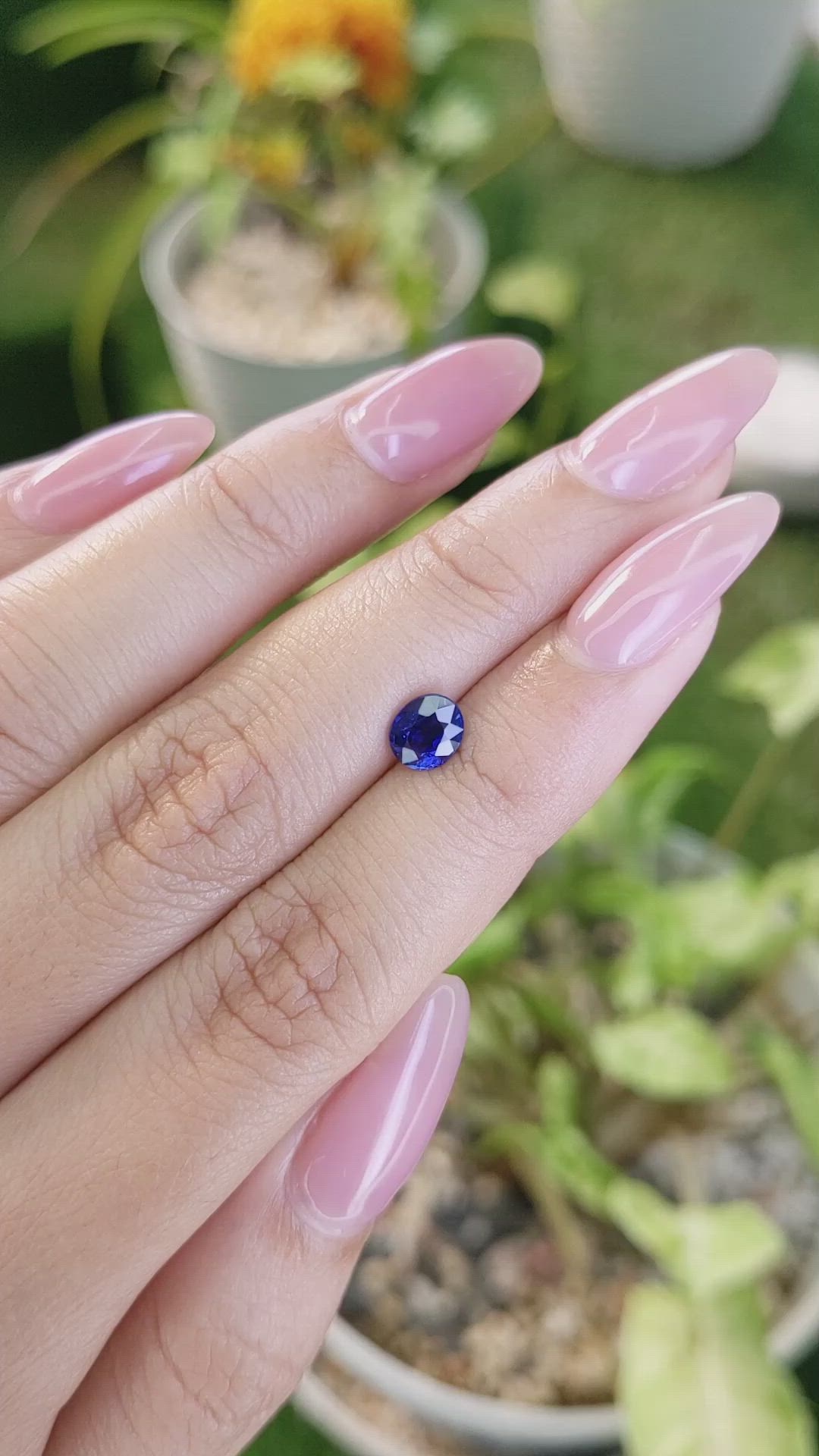 1.02 Ct. Blue Sapphire from Ceylon (Sri Lanka) Size Video