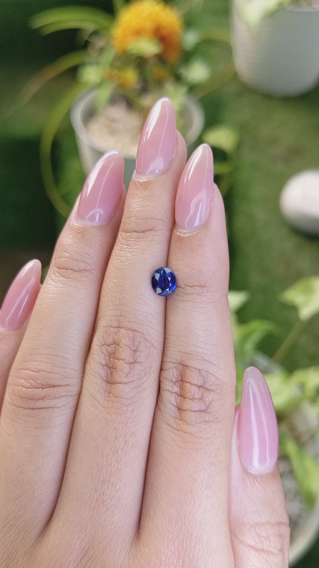 1.02 Ct. Blue Sapphire from Ceylon (Sri Lanka) Size Video