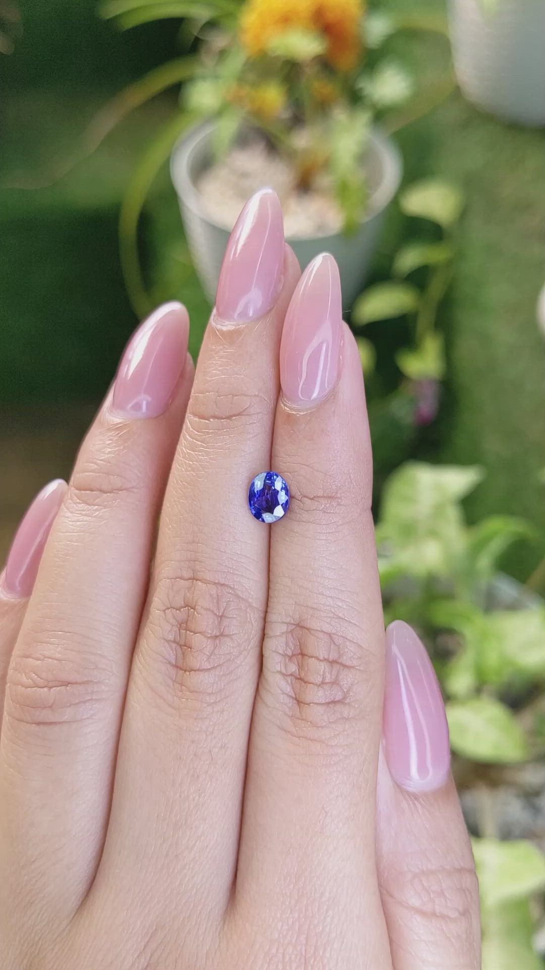 1.02 Ct. Blue Sapphire from Ceylon (Sri Lanka) Size Video