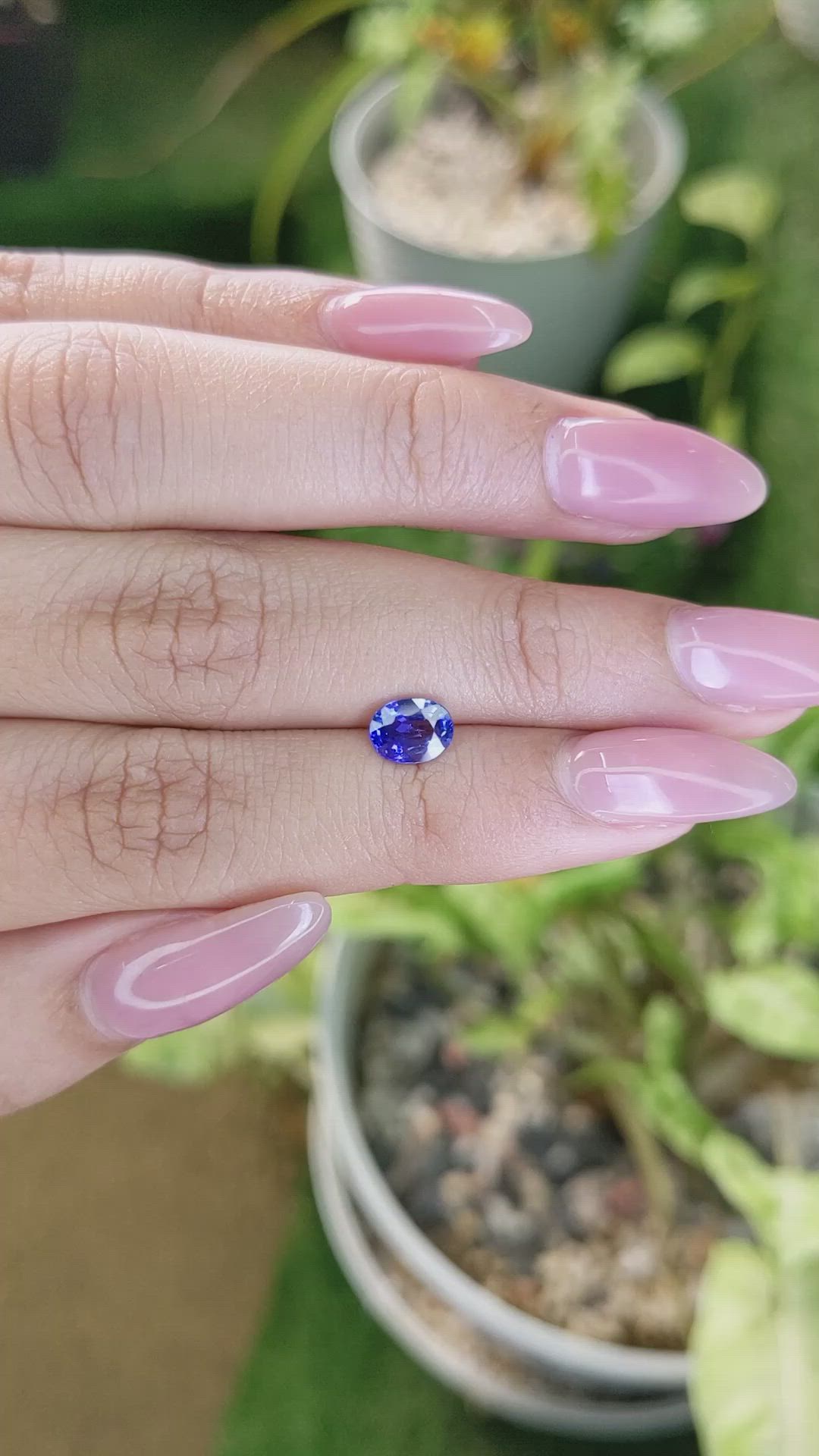 1.02 Ct. Blue Sapphire from Ceylon (Sri Lanka) Size Video