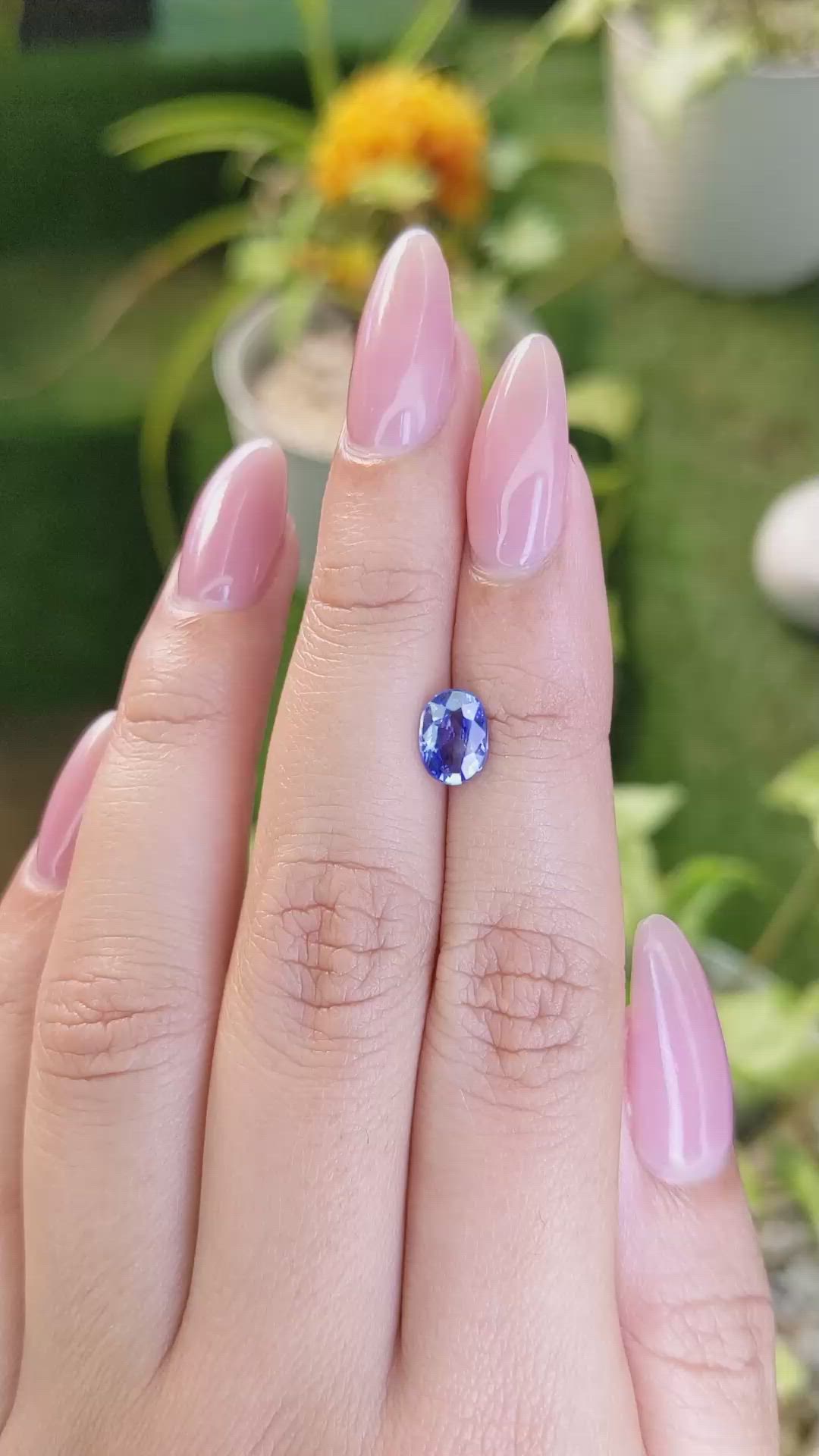 1.27 Ct. Blue Sapphire from Ceylon (Sri Lanka) Size Video