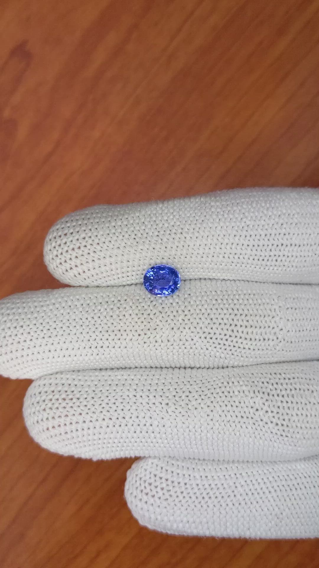 1.42 Ct. Blue Sapphire from Ceylon (Sri Lanka) Size Video