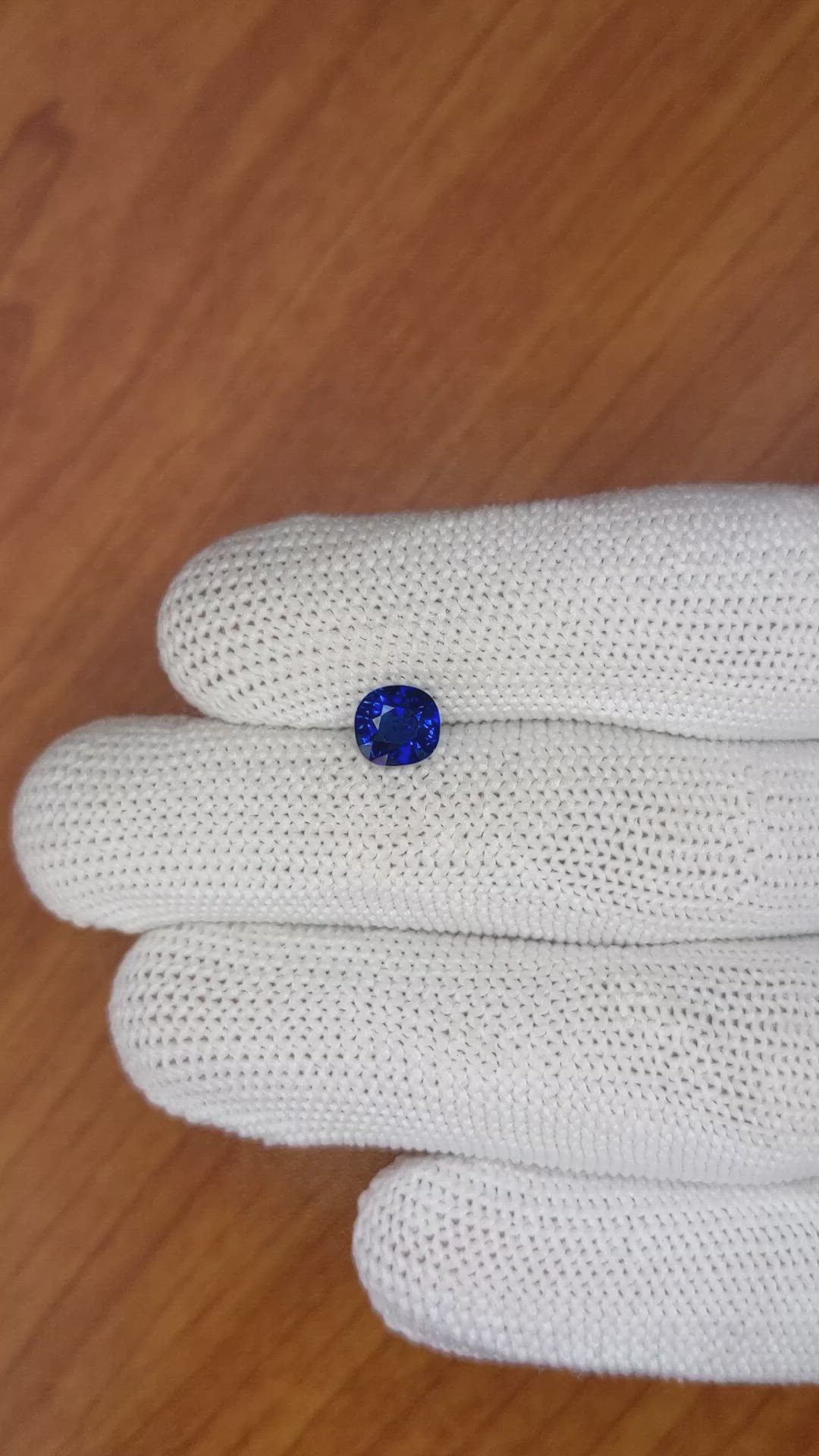 1.48 Ct. Blue Sapphire from Ceylon (Sri Lanka) Size Video
